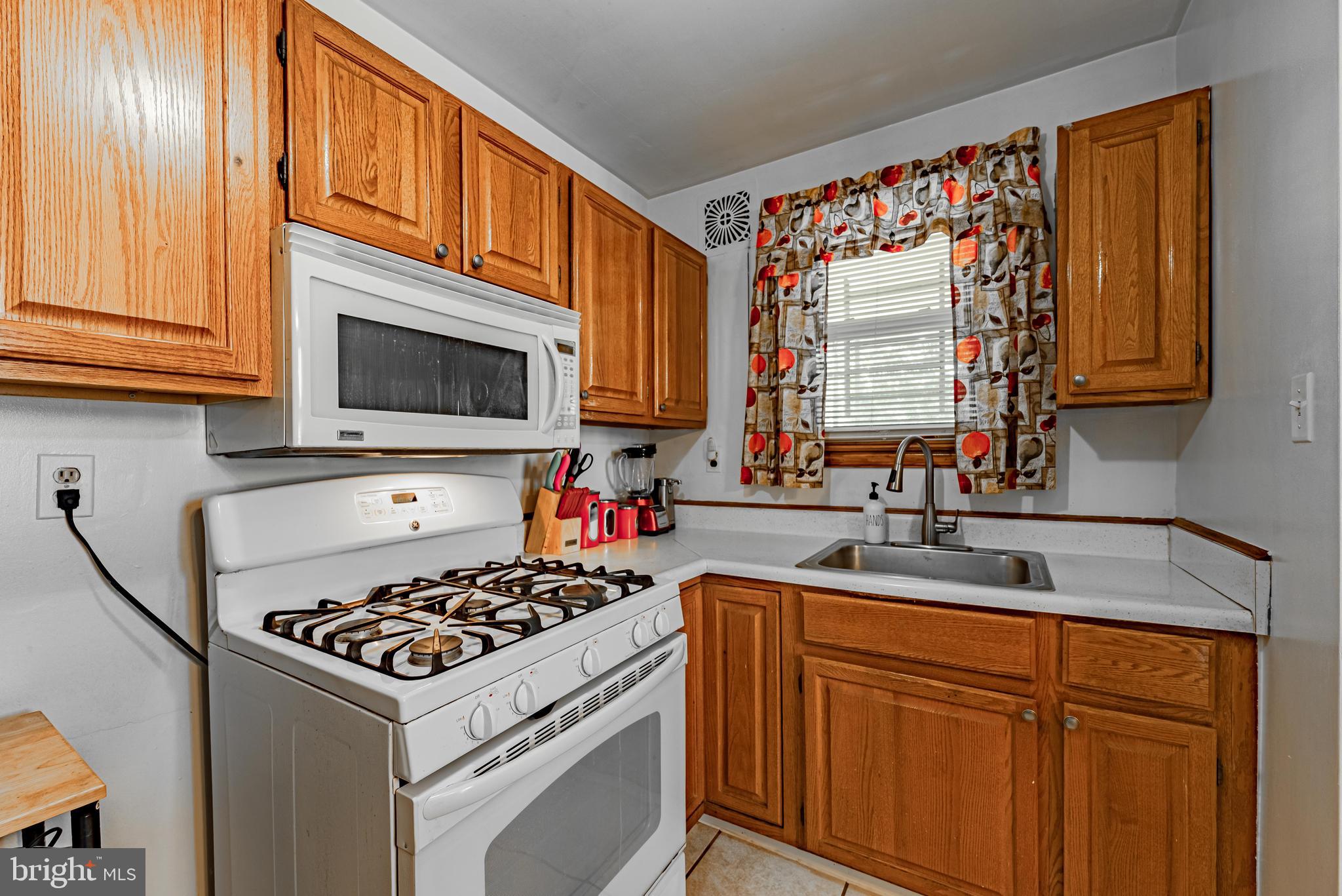 GARDENVILLE - Residential
