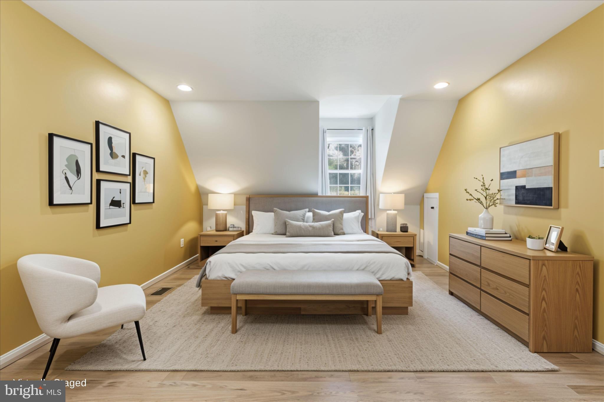 ST CHARLES HUNTINGTON - Residential