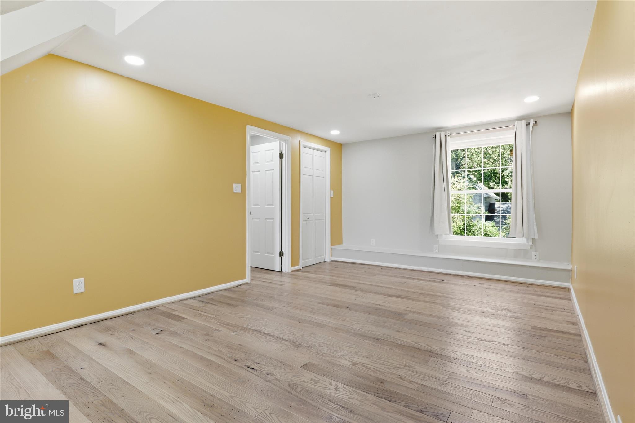 ST CHARLES HUNTINGTON - Residential
