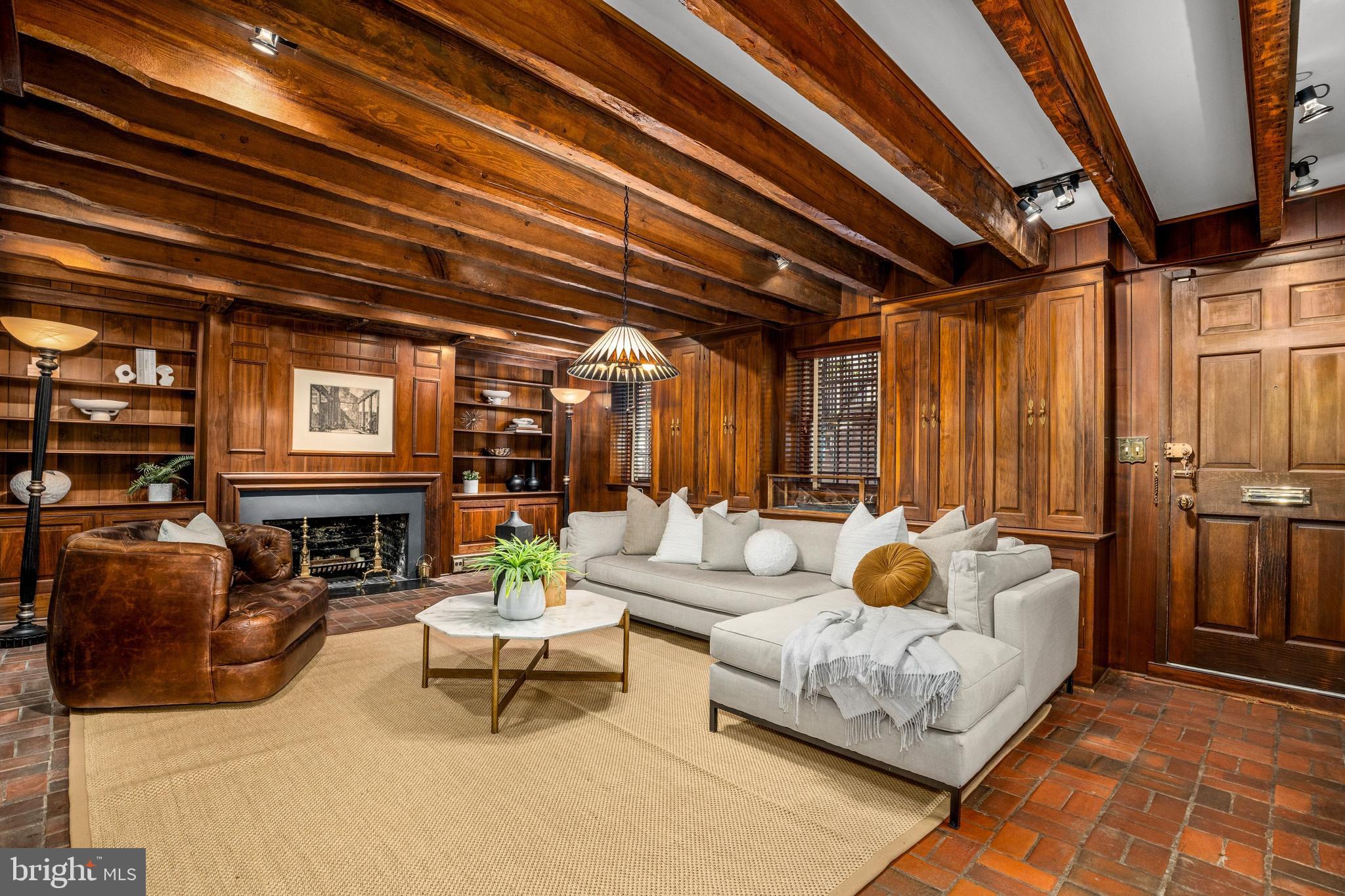 GEORGETOWN - Residential