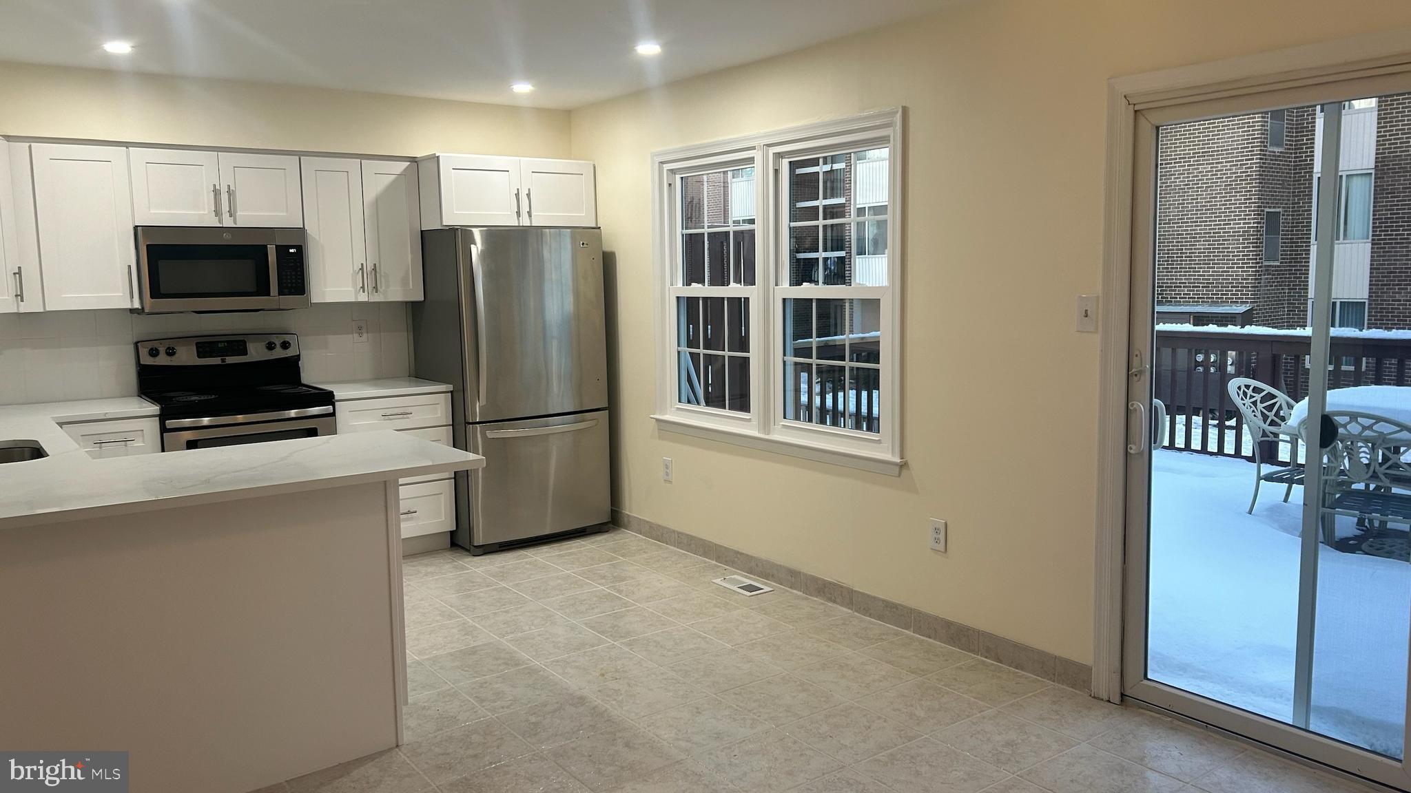 Beautiful, renovated property never been rented before!! This large end unit townhouse is filled with natural light and is newly renovated! The main level has a gorgeous hardwood floor, and a large dining room, with a remodeled kitchen right next to the dining area. The kitchen is filled with bright sunlight overlooking a large deck and the neighborhood's greenery! the upper floor features 3 bedrooms and 2 bathrooms and ample storage space! The large walkout basement features a bonus room which can be used as an office, she shed, a man cave, a gym, a library, a guest room, a playroom, or any other idea you have in mind, renovated full bath, and a fireplace are also part of the basement. The property comes with 2 assigned parking spots (11&11).
The location of the house is prime;  close to Glenmont Metro station, next to Strathmore Local Park, shopping centers and access roads. Be the first one to rent this cozy yet large end town house!