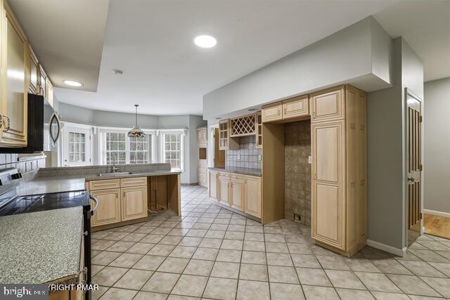 FAWN RIDGE ESTATES - Residential