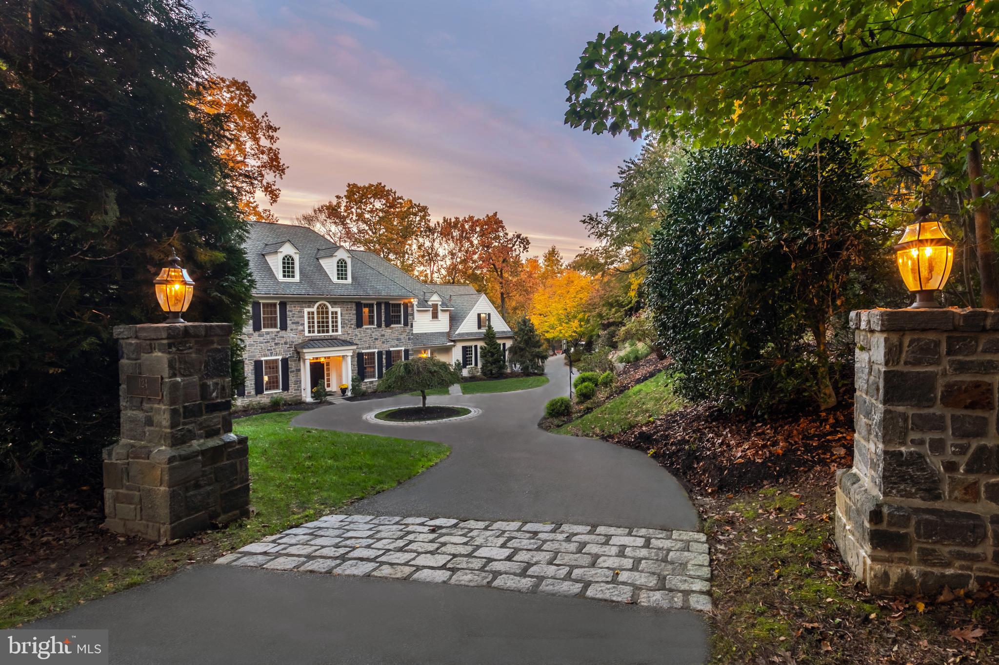 HIDDEN COVE - Residential