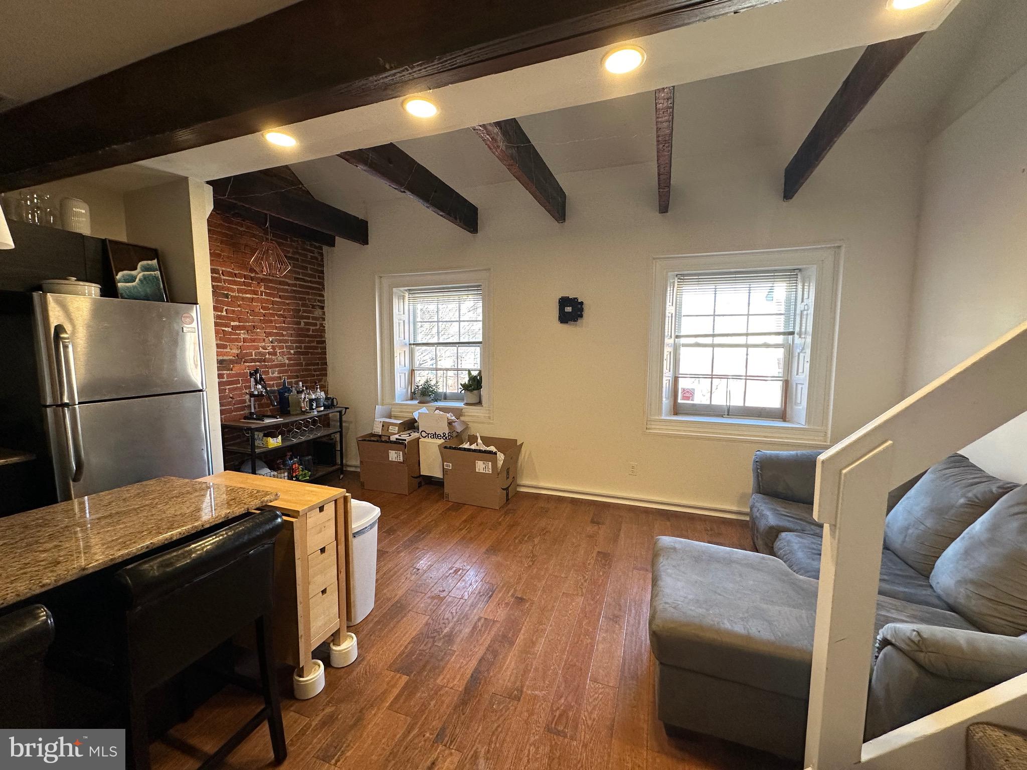 SOCIETY HILL - Residential Lease