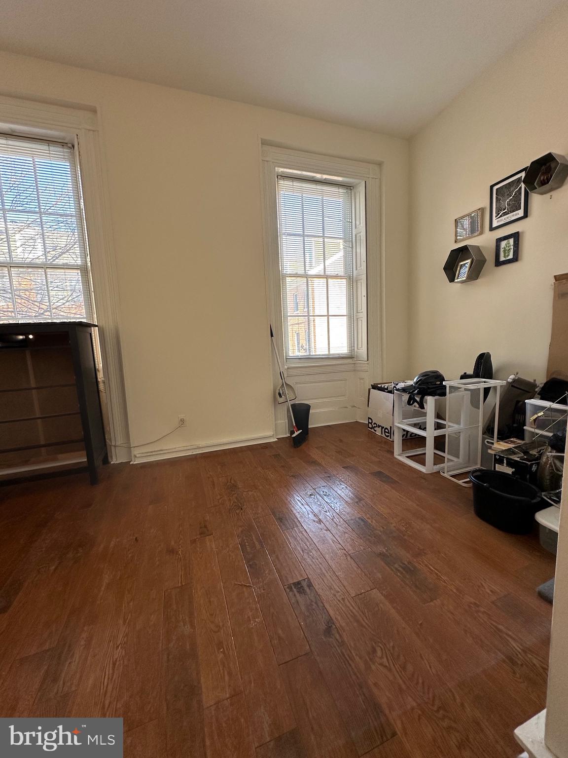 SOCIETY HILL - Residential Lease