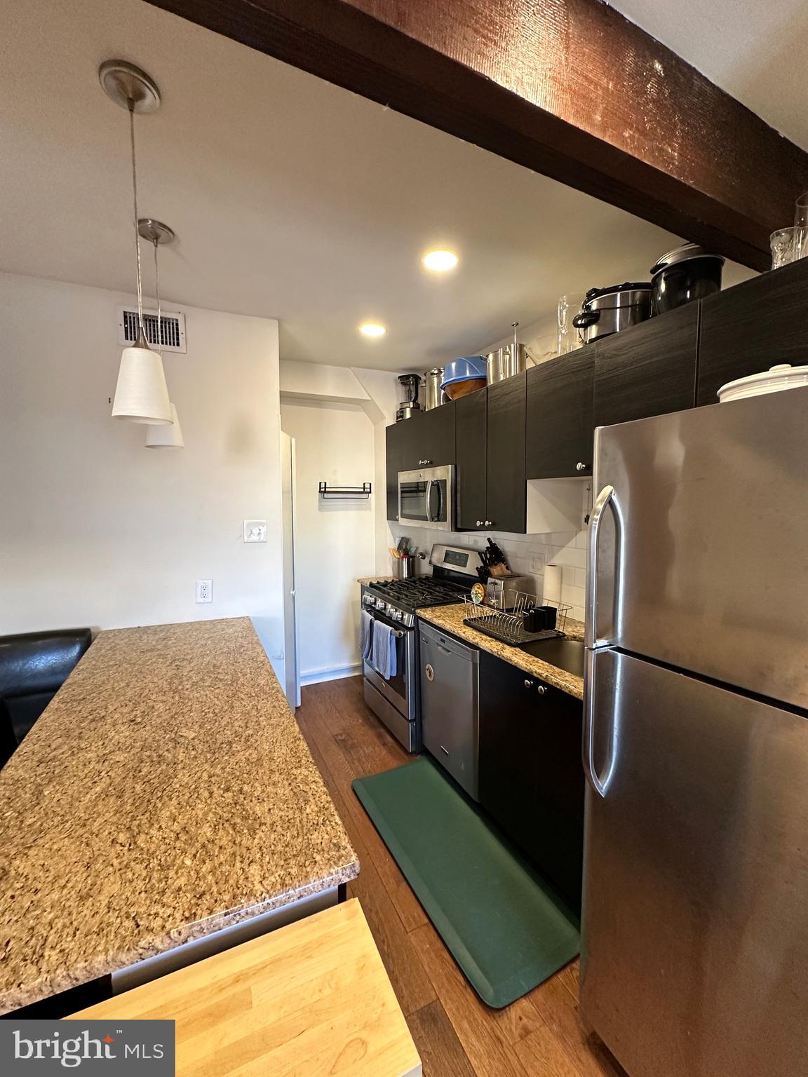 SOCIETY HILL - Residential Lease