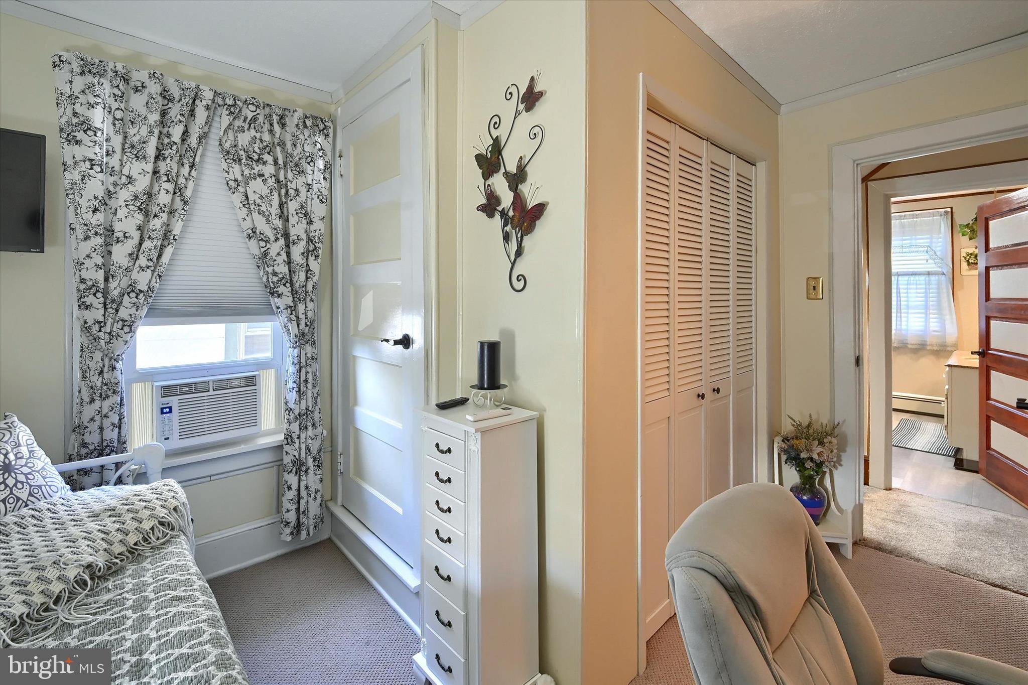 NEWPORT - Residential