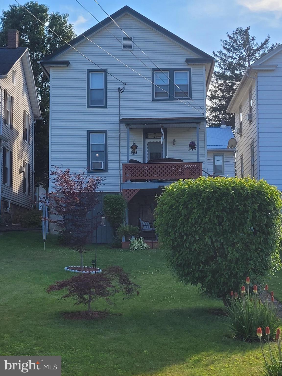 NEWPORT - Residential