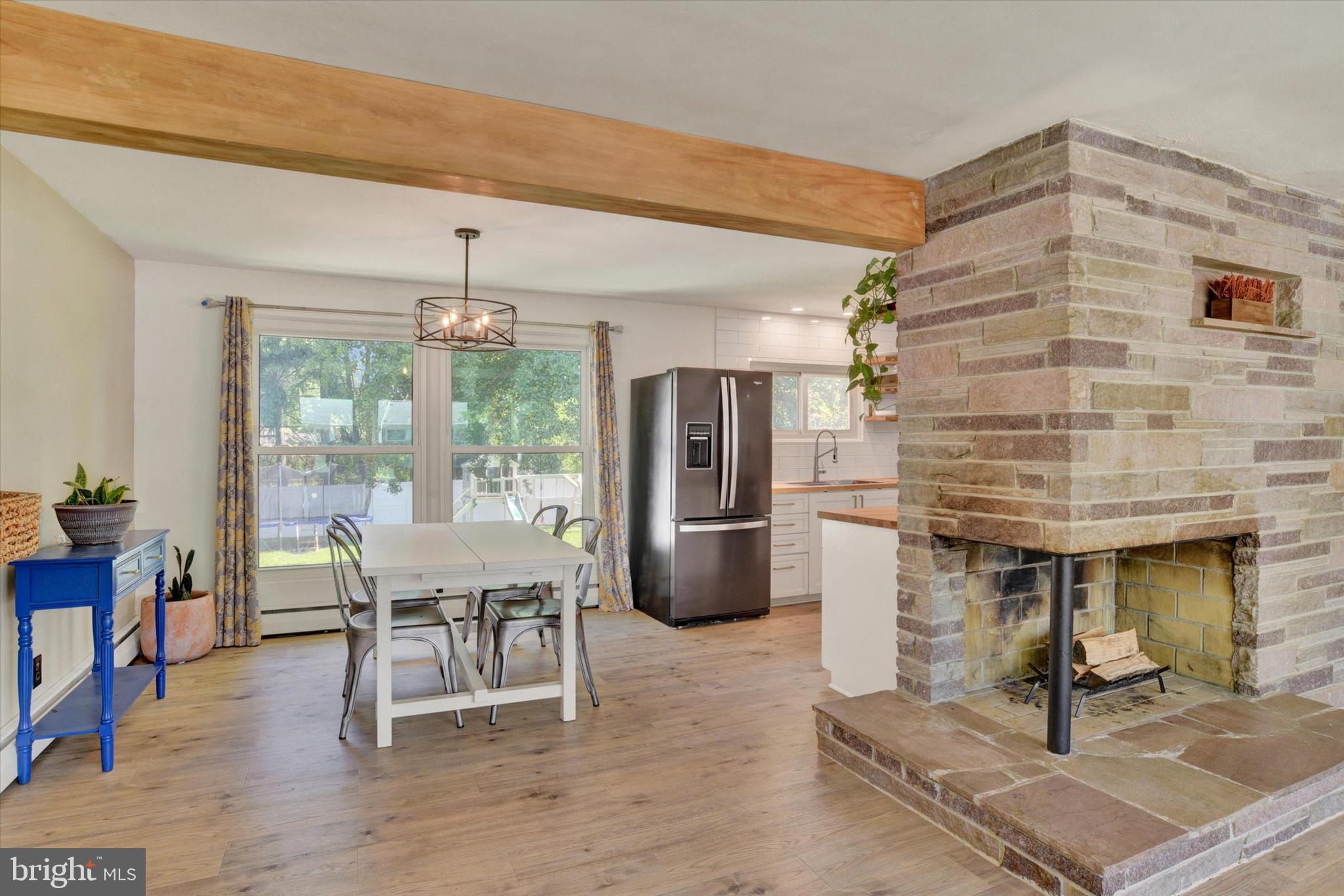 CEDAR CLIFF MANOR - Residential