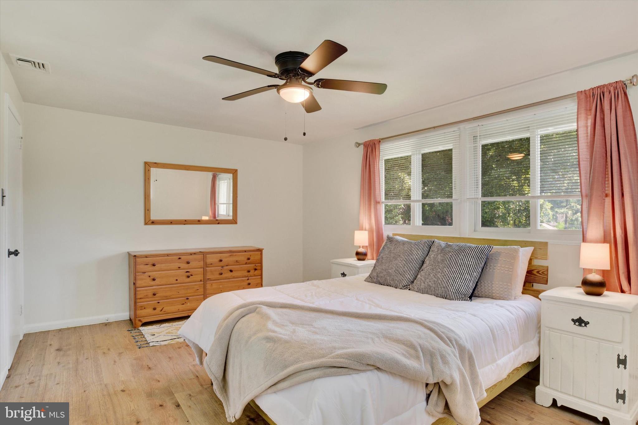 CEDAR CLIFF MANOR - Residential