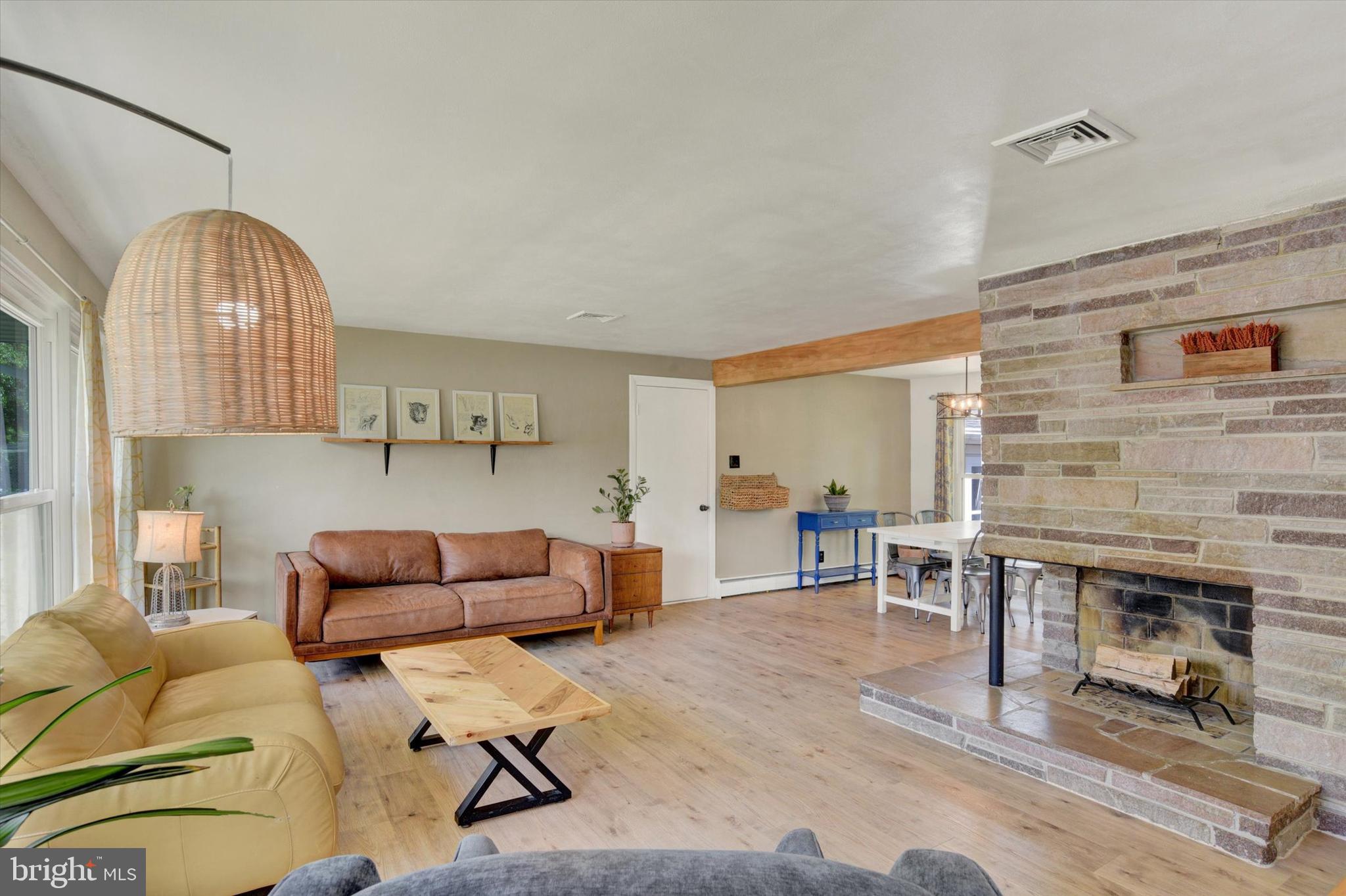CEDAR CLIFF MANOR - Residential