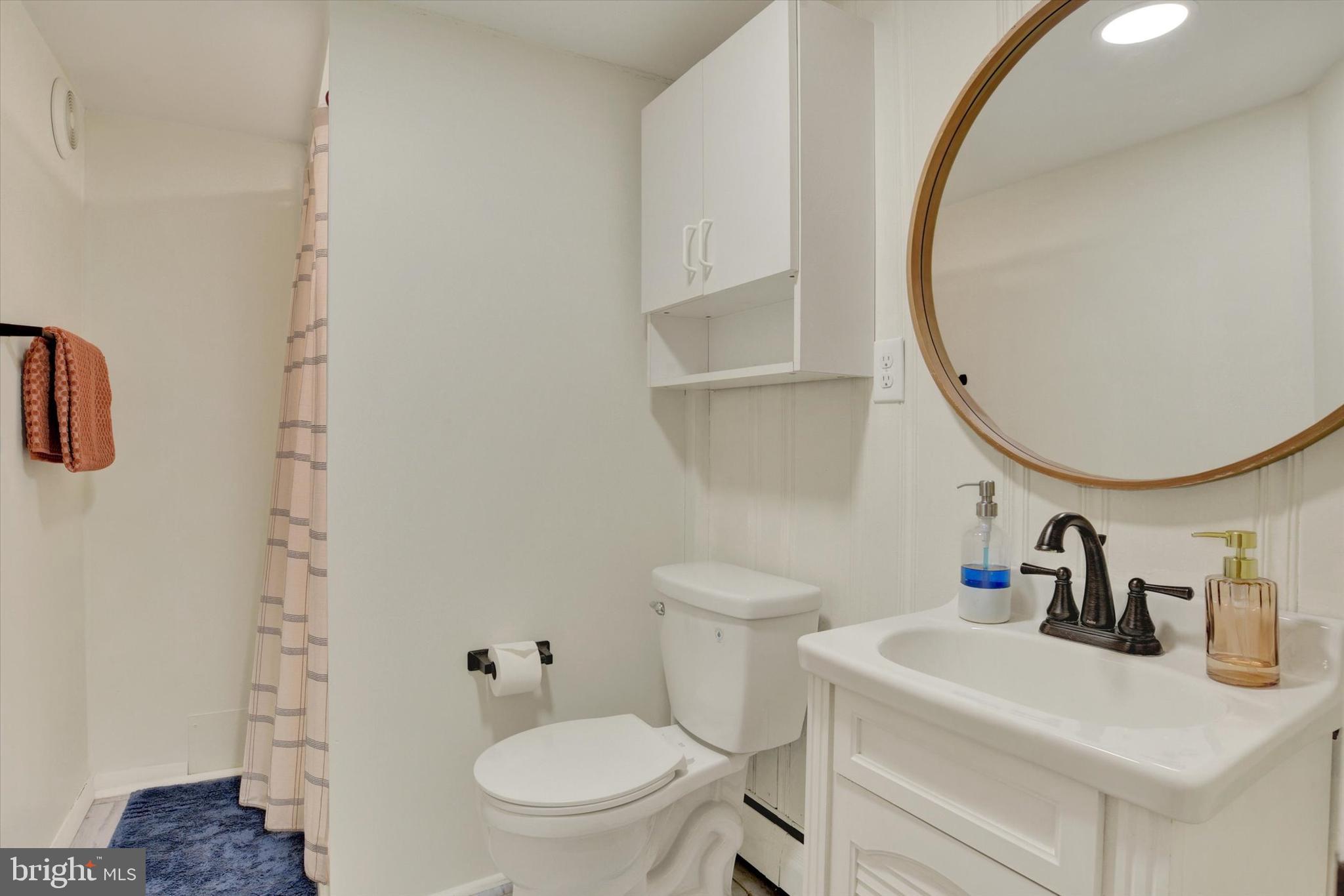 CEDAR CLIFF MANOR - Residential