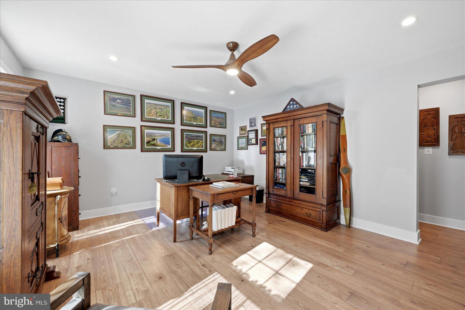 LAKE RIDGE - Residential