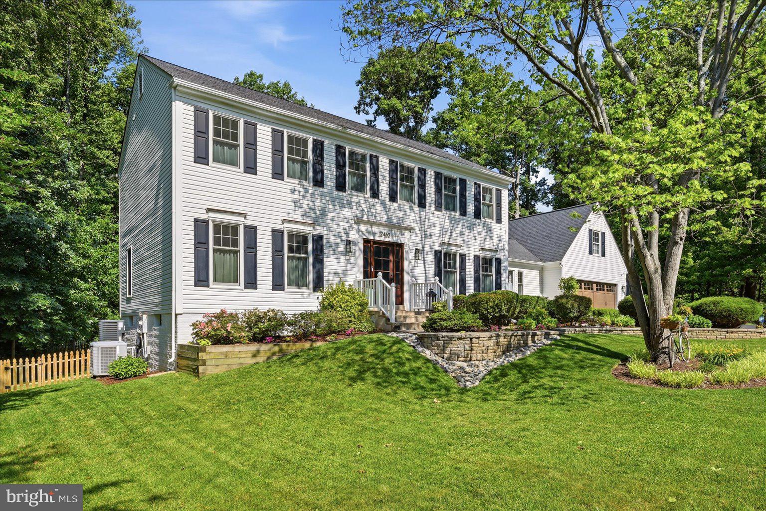 LAKE RIDGE - Residential