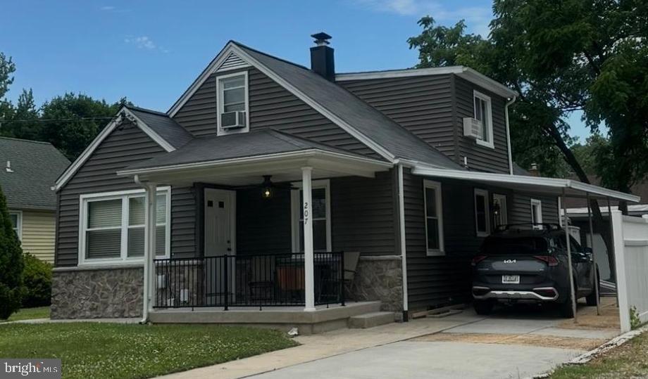 COLONIAL DRIVE - Residential