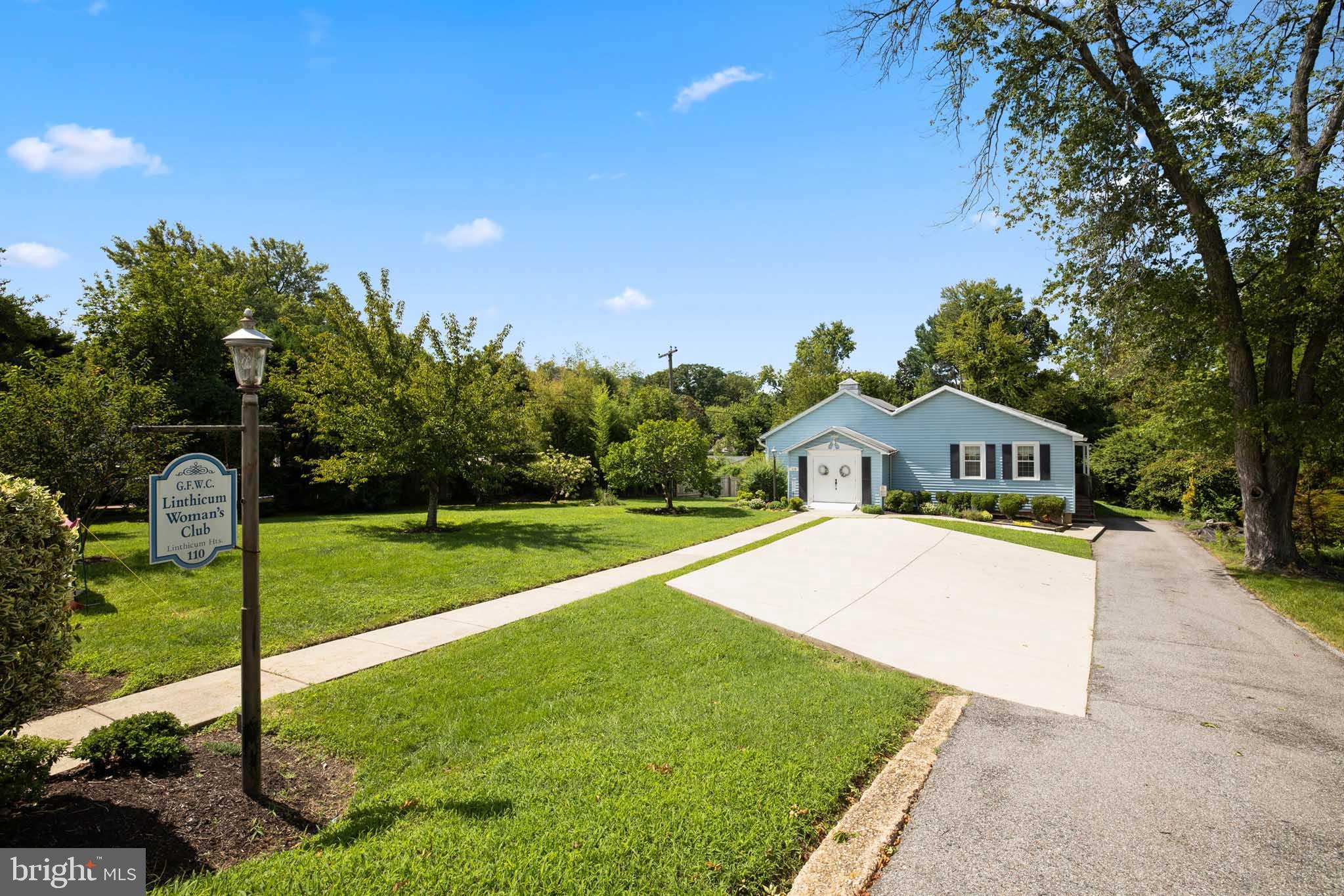 COLONIAL DRIVE - Residential