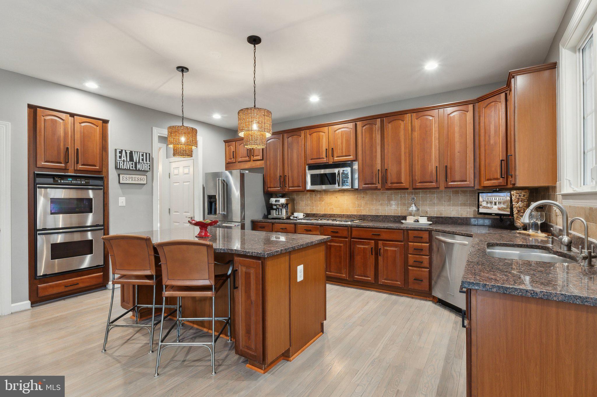 LAKELANDS - Residential