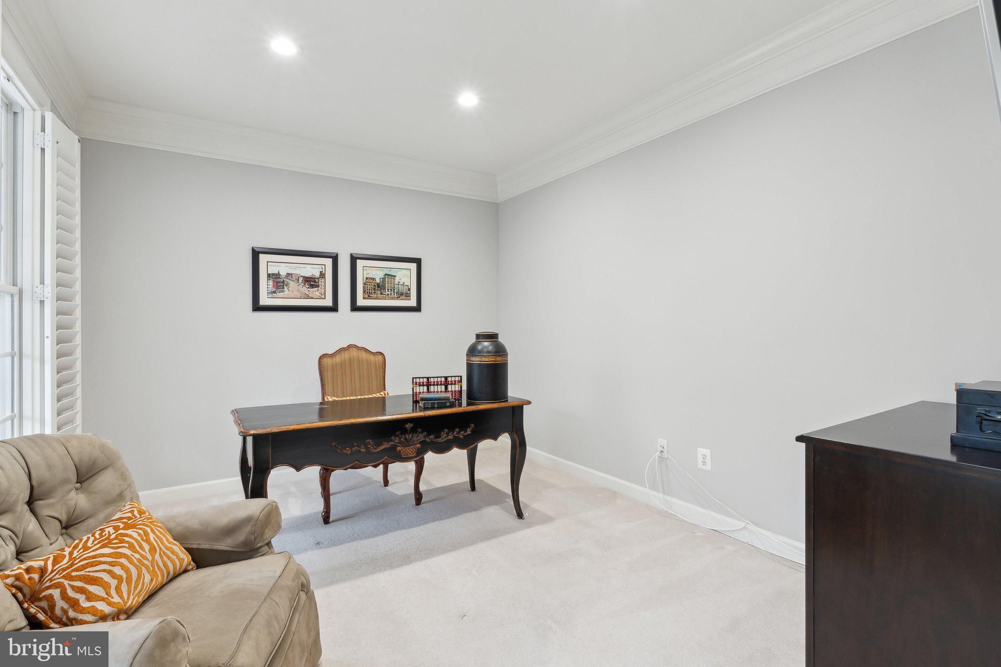 LAKELANDS - Residential