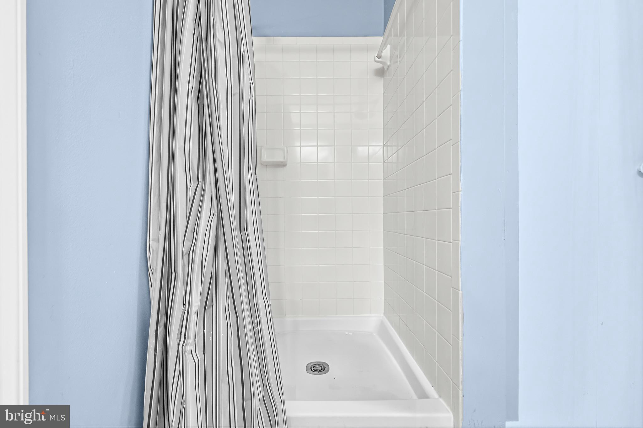BROOKSTONE - Residential