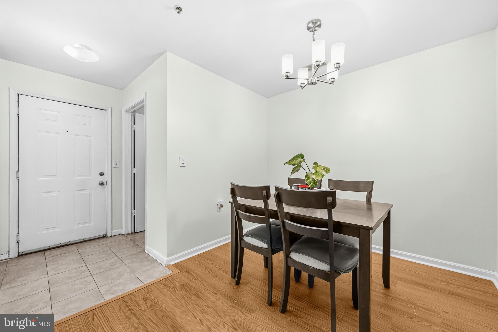 BROOKSTONE - Residential