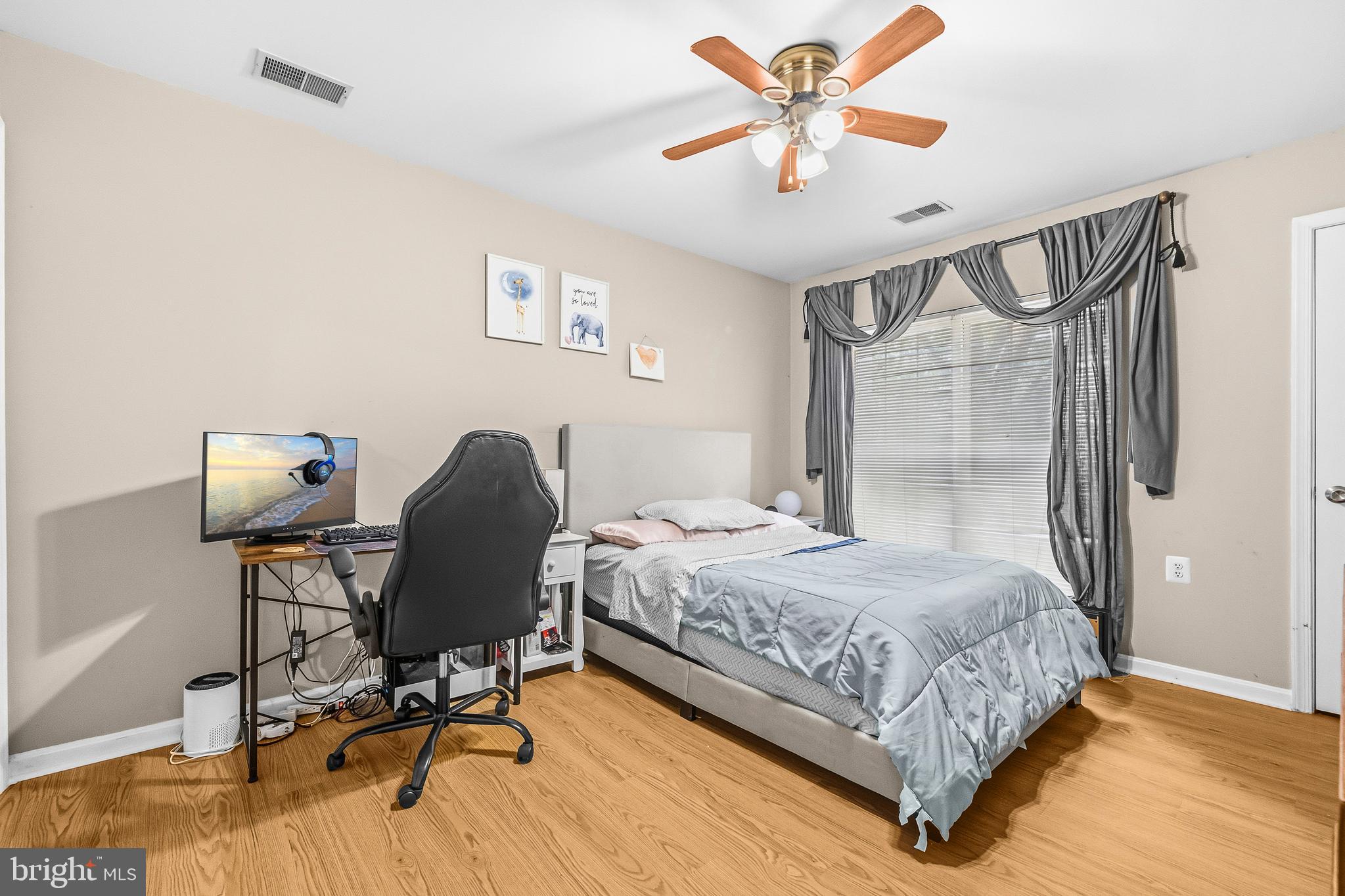 BROOKSTONE - Residential