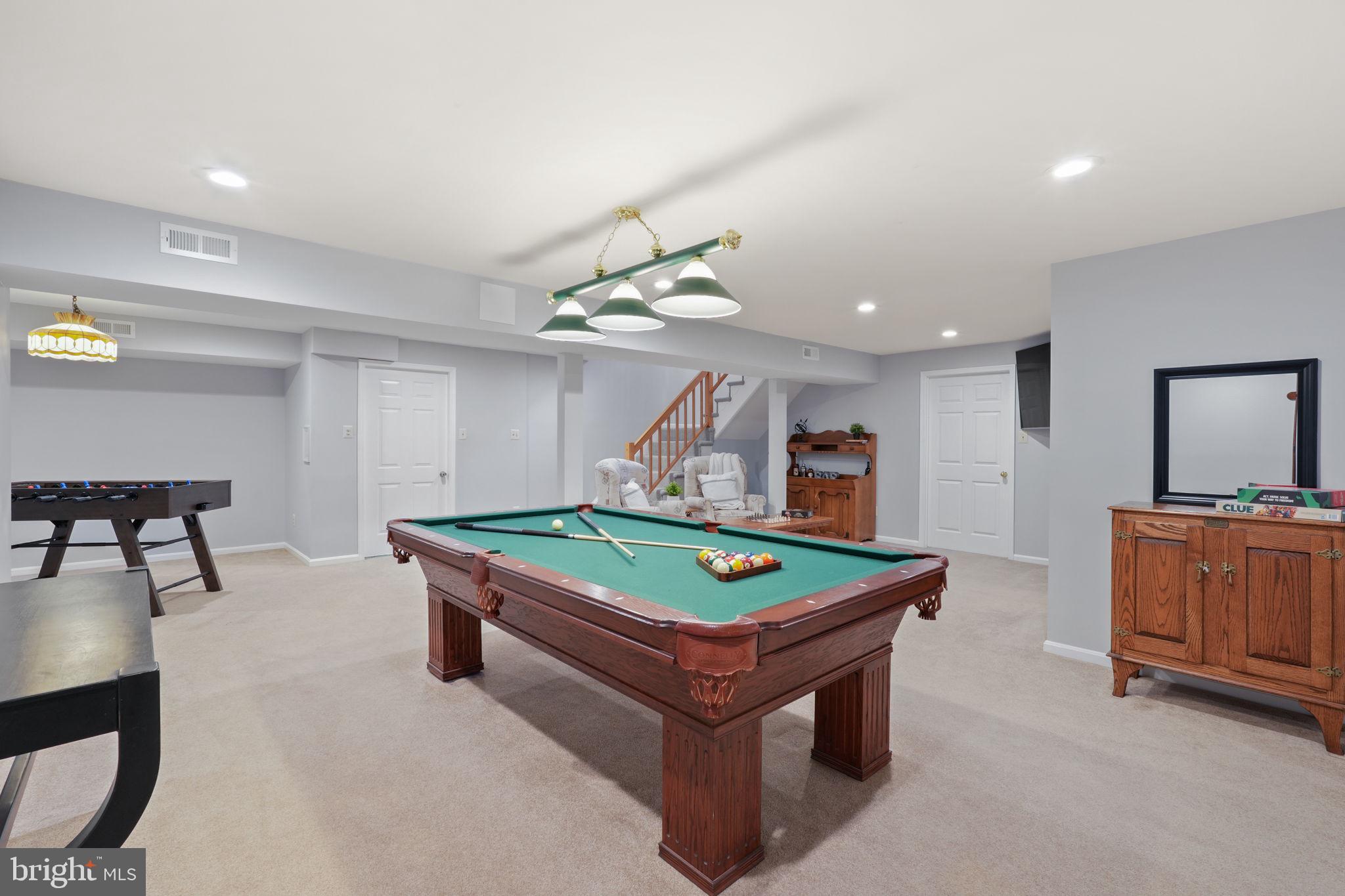 CROSSPOINTE - Residential