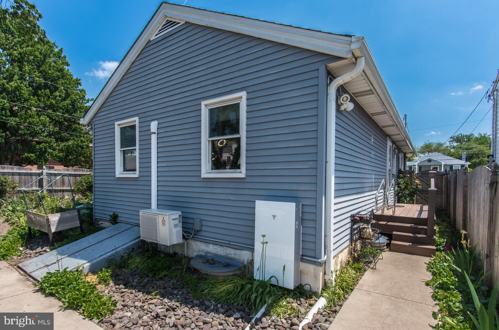 POTTSTOWN - Residential