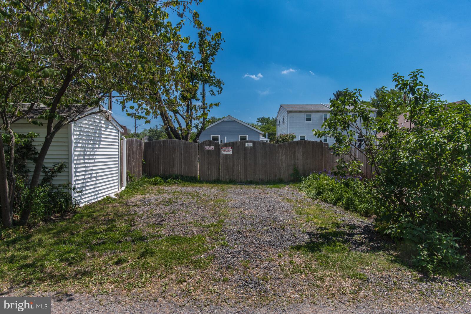POTTSTOWN - Residential