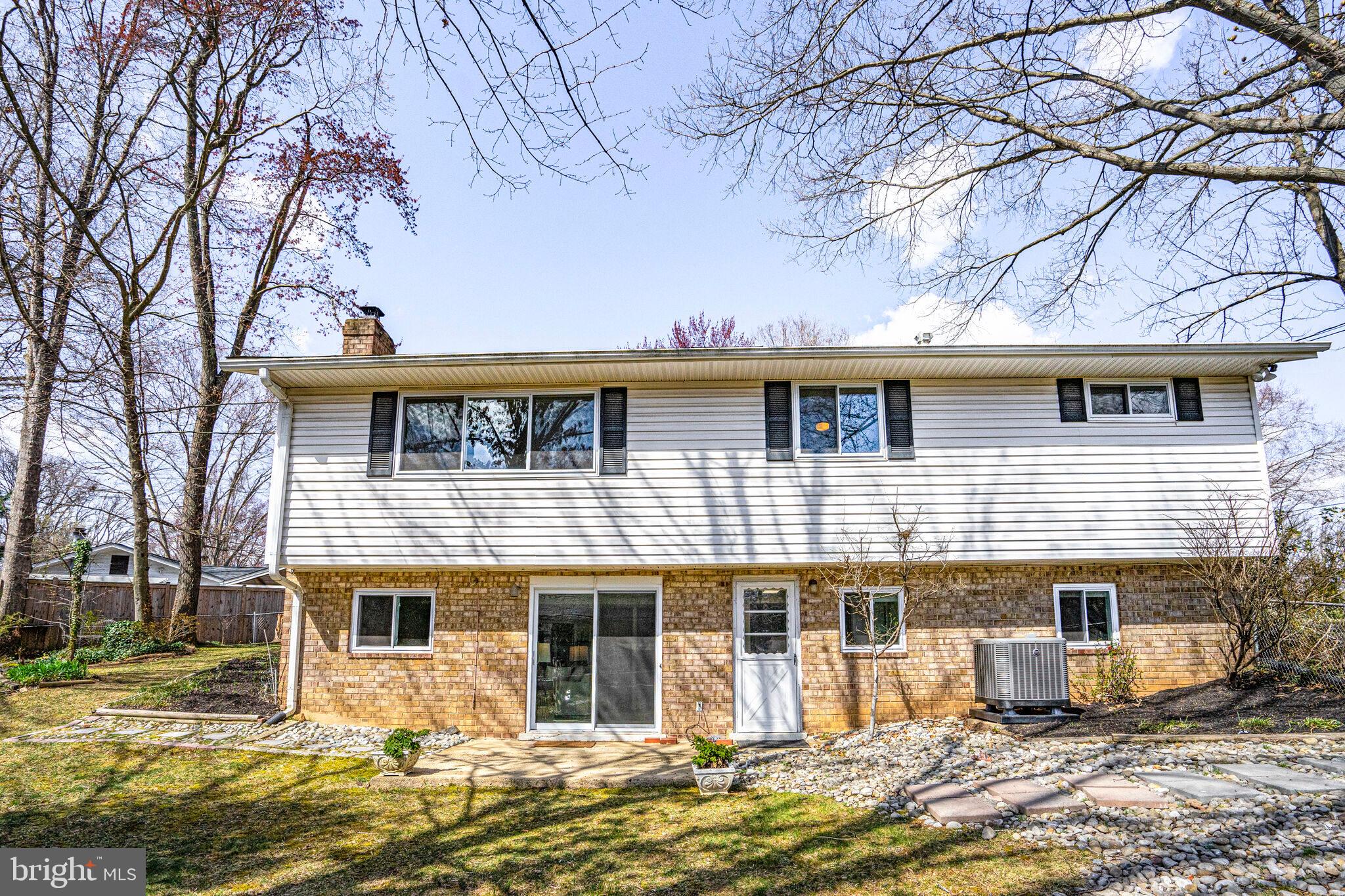 WEST SPRINGFIELD VILLAGE - Residential
