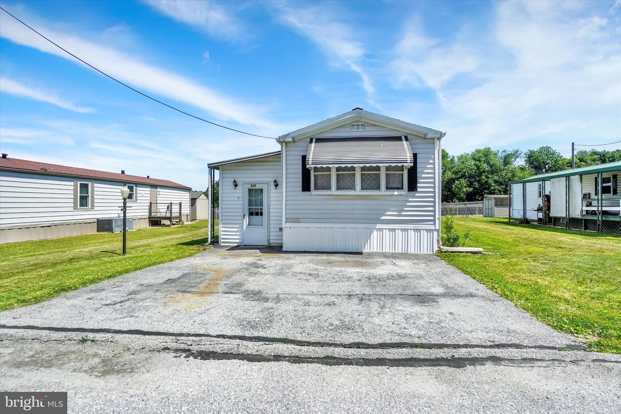 COUNTRYSIDE MHP - Residential