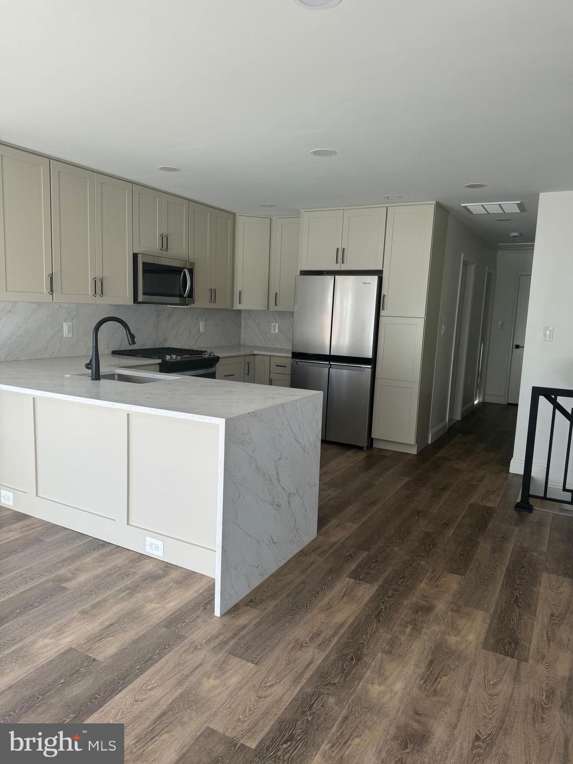 BERKSHIRE - Residential