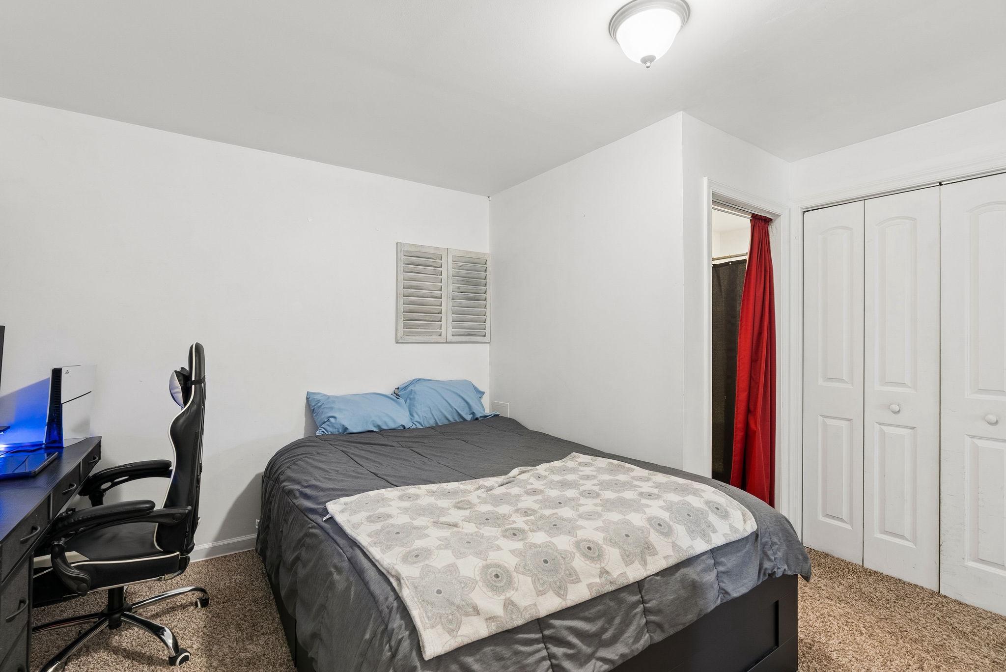 MONMOUTH MEADOWS - Residential