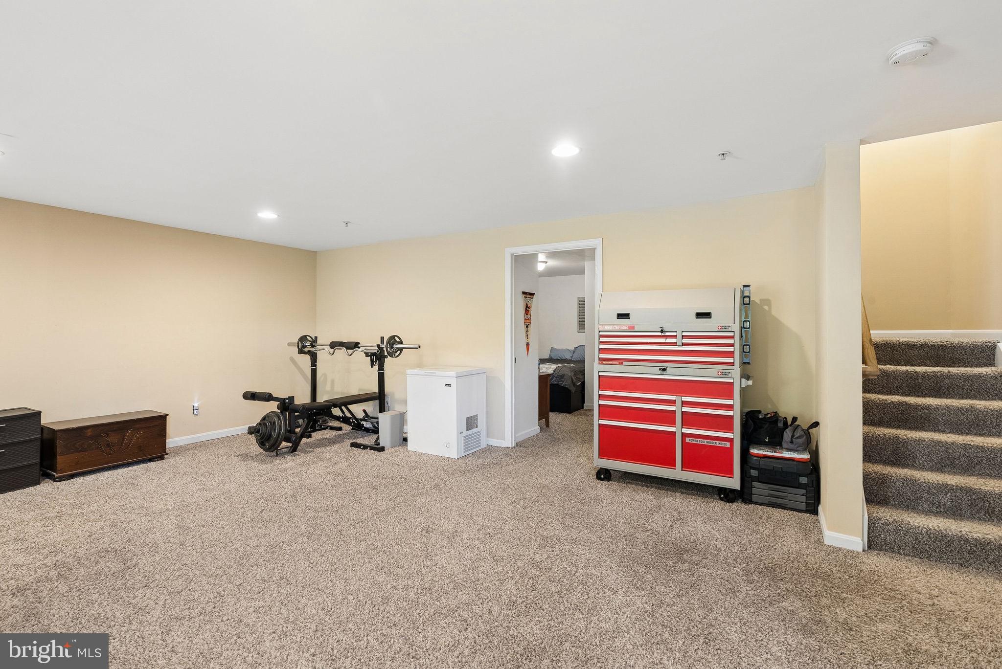 MONMOUTH MEADOWS - Residential