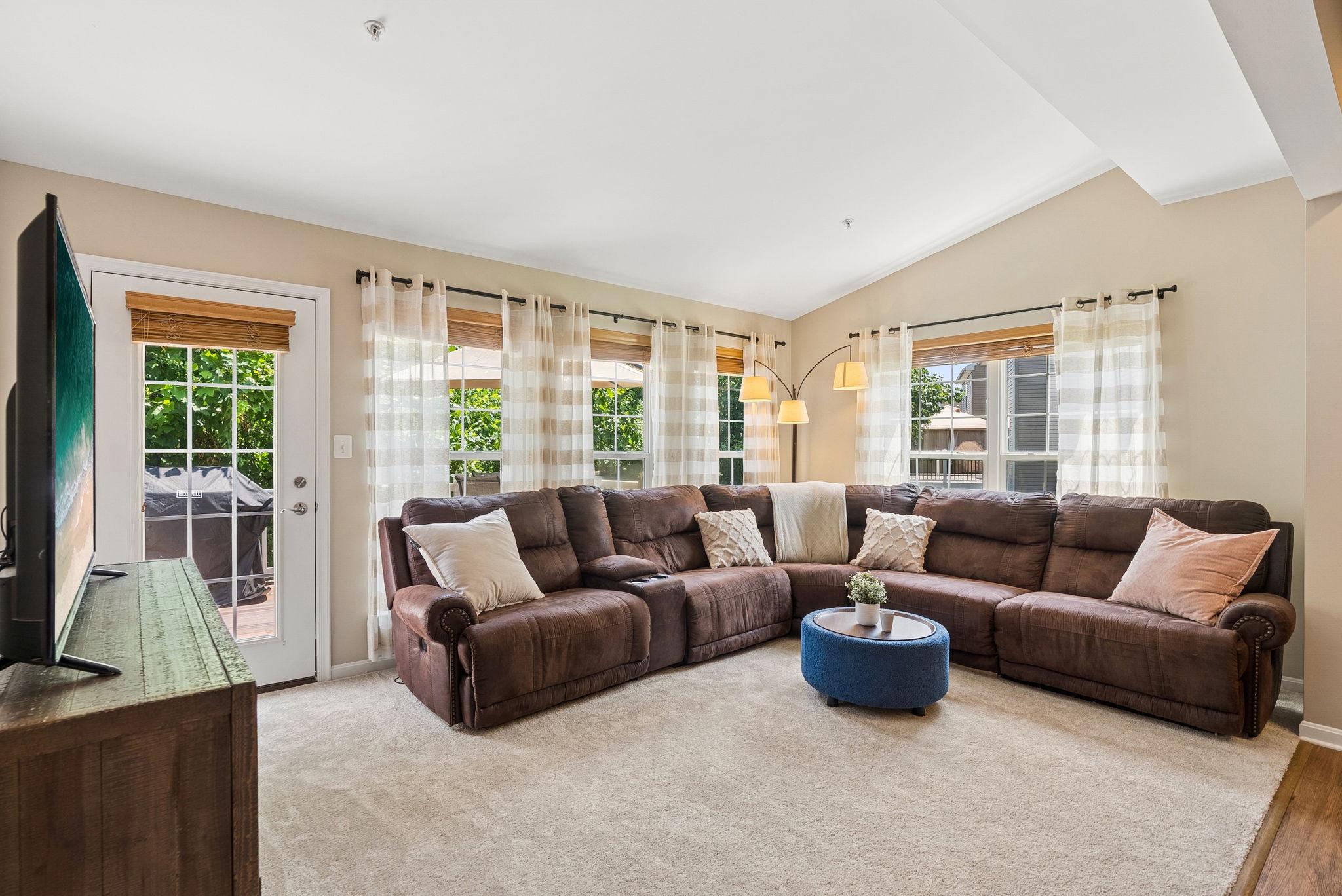 MONMOUTH MEADOWS - Residential