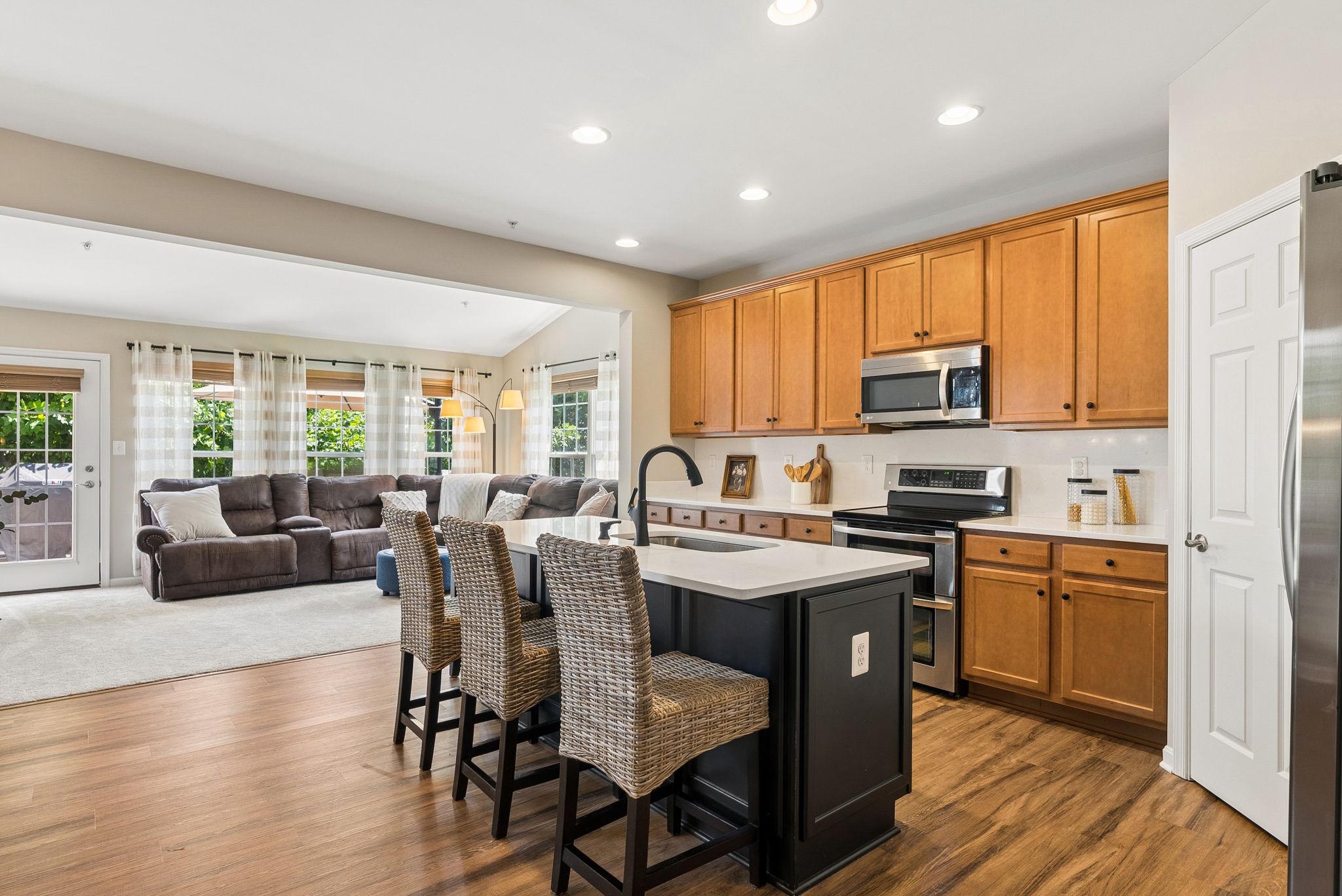 MONMOUTH MEADOWS - Residential