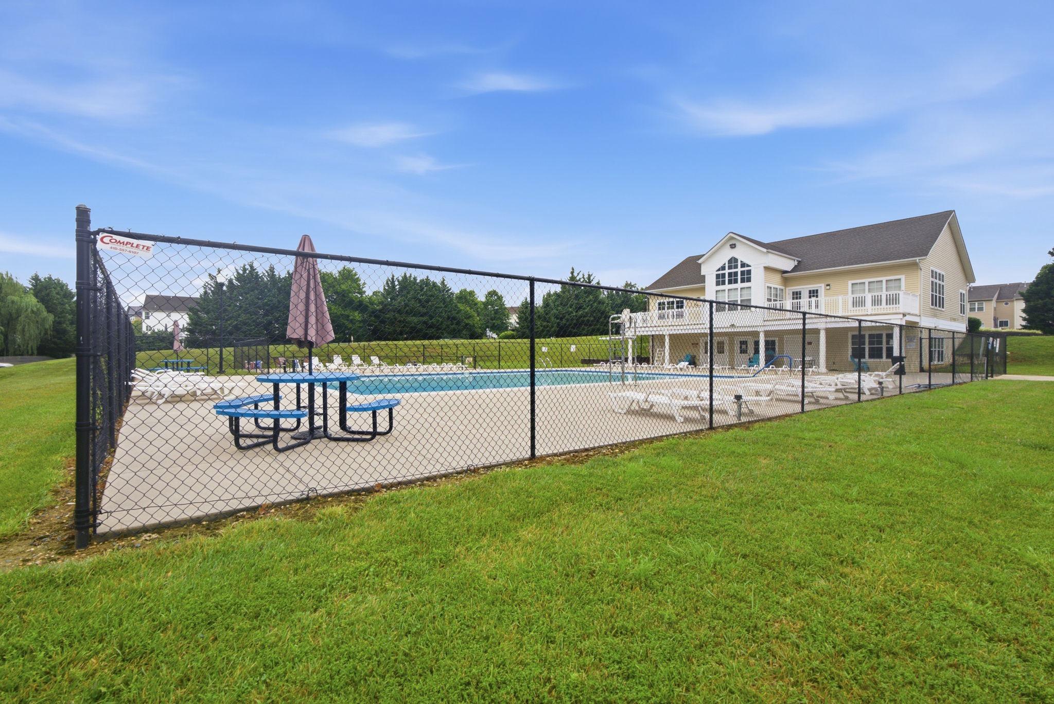 MONMOUTH MEADOWS - Residential