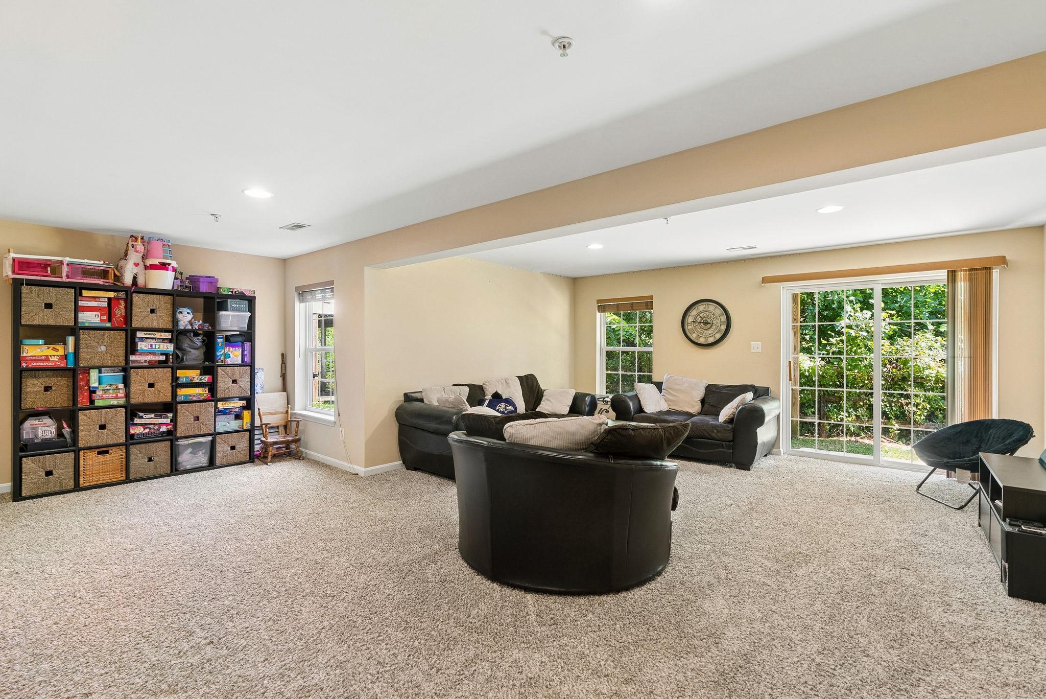 MONMOUTH MEADOWS - Residential