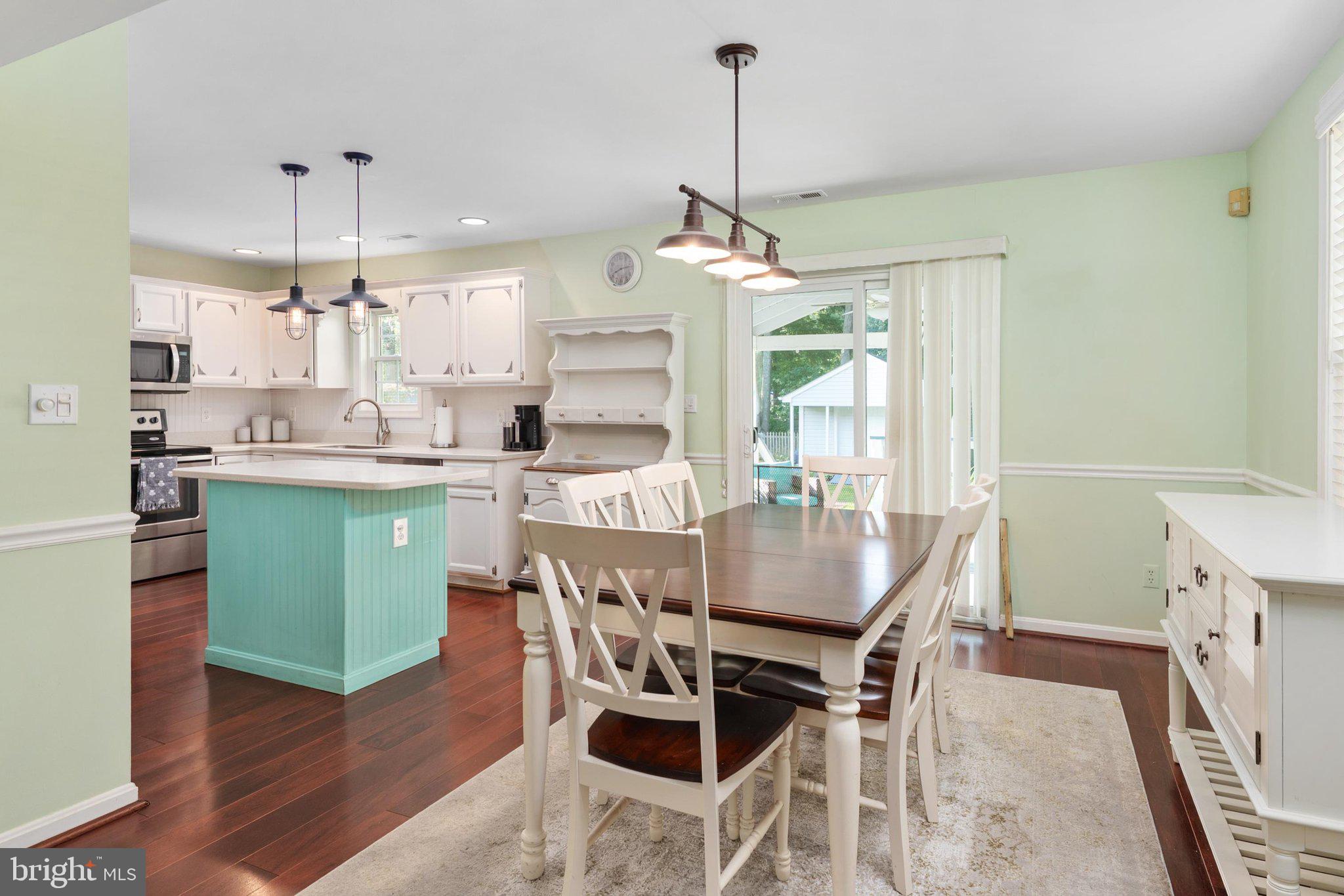 FRANKLIN MANOR BEACH - Residential