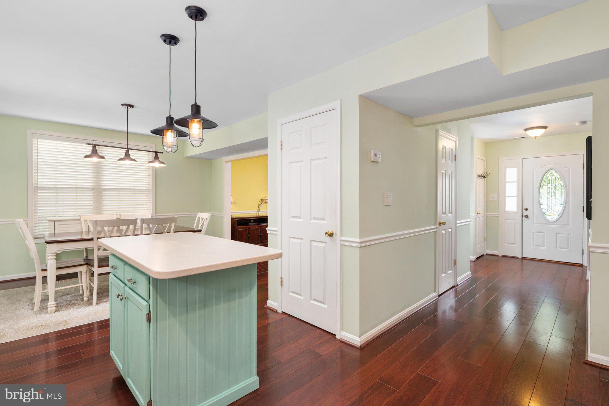 FRANKLIN MANOR BEACH - Residential