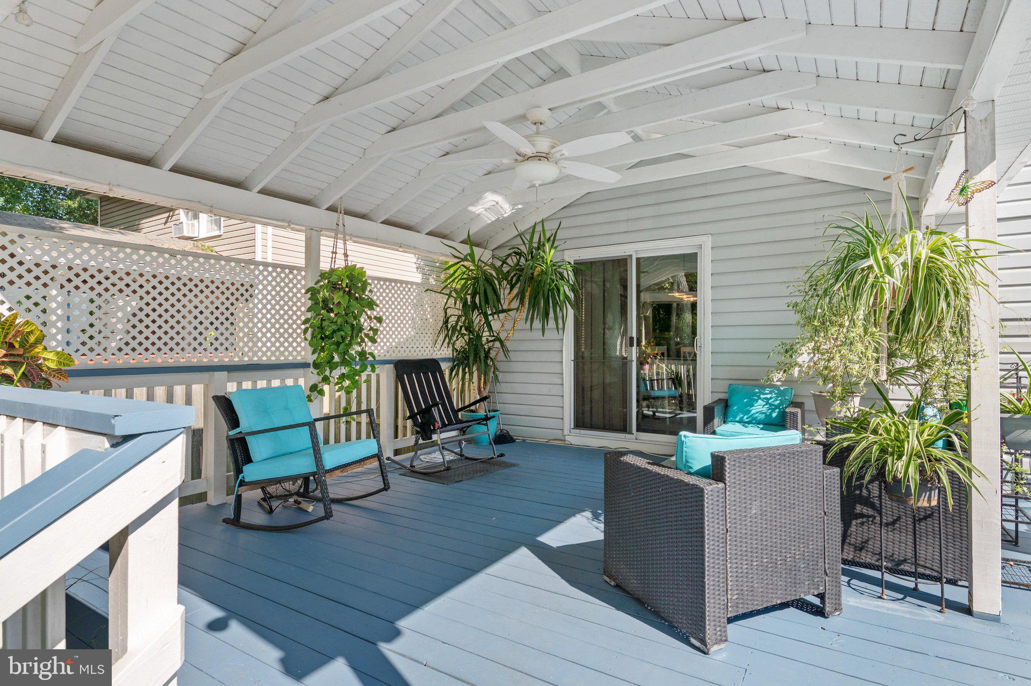 FRANKLIN MANOR BEACH - Residential