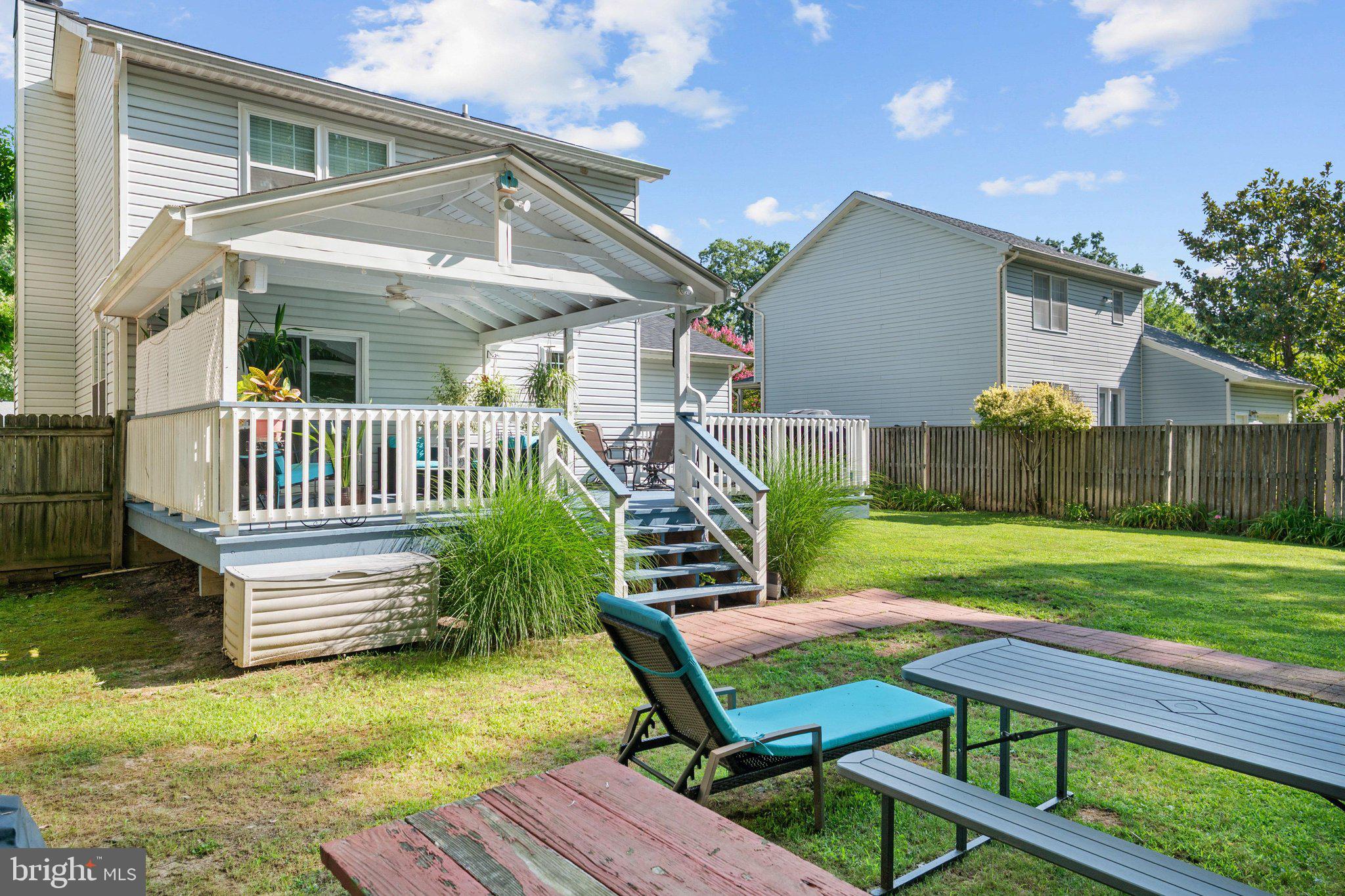 FRANKLIN MANOR BEACH - Residential