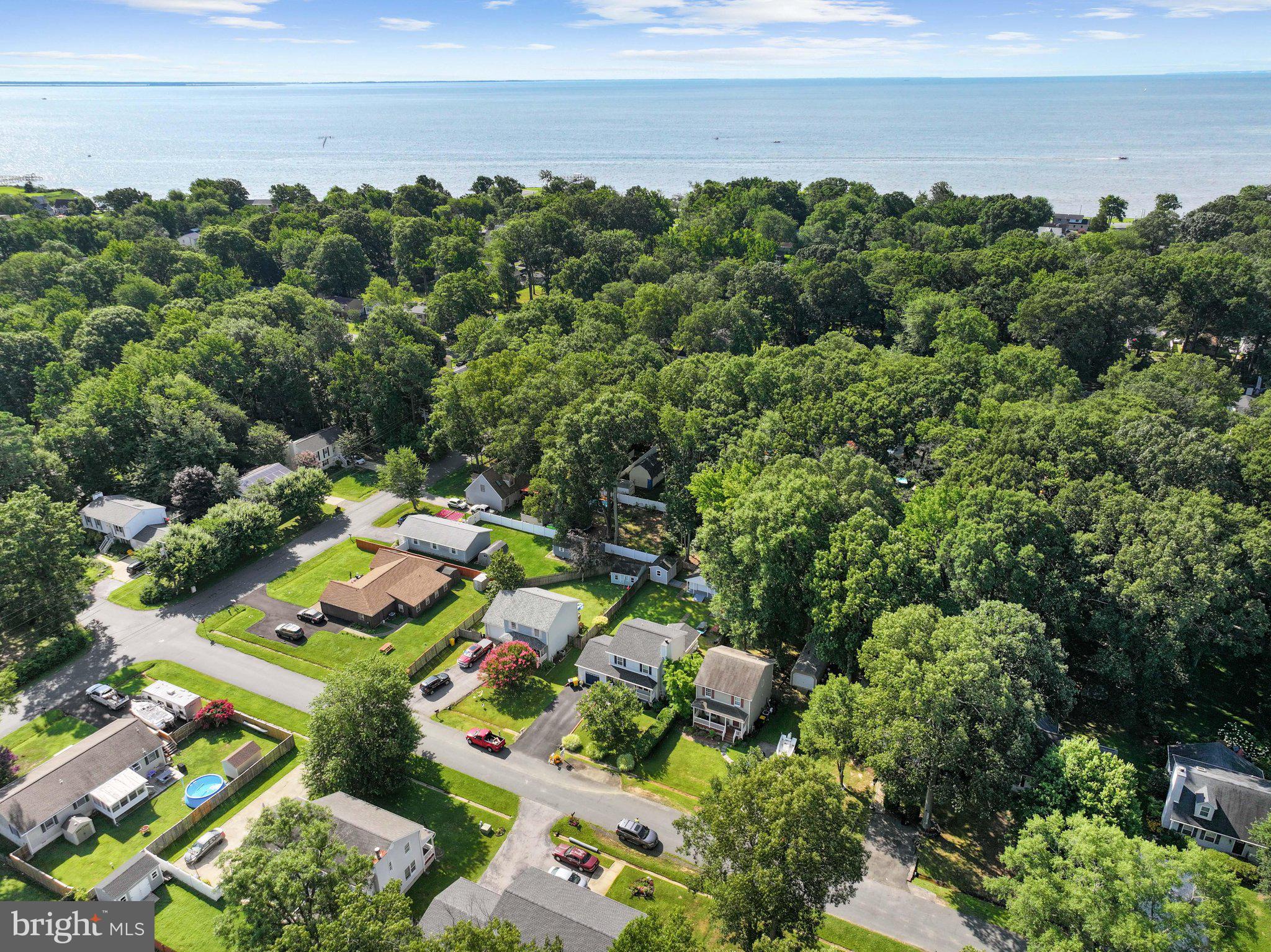 FRANKLIN MANOR BEACH - Residential