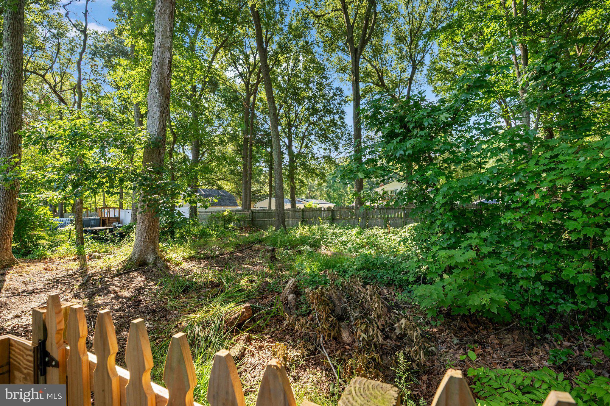 FRANKLIN MANOR BEACH - Residential