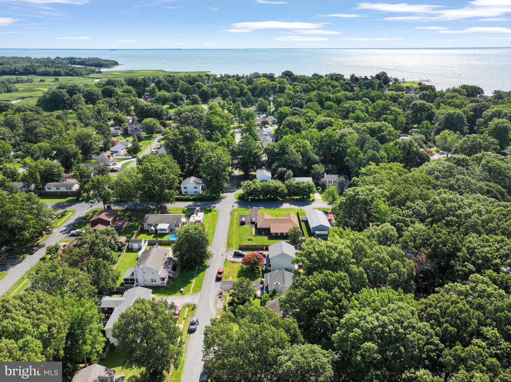 FRANKLIN MANOR BEACH - Residential