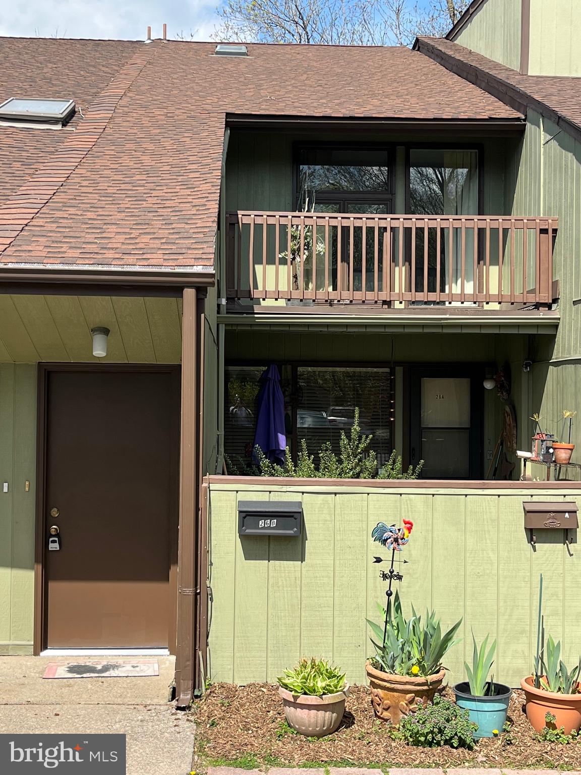 VILLAGE II - Residential Lease