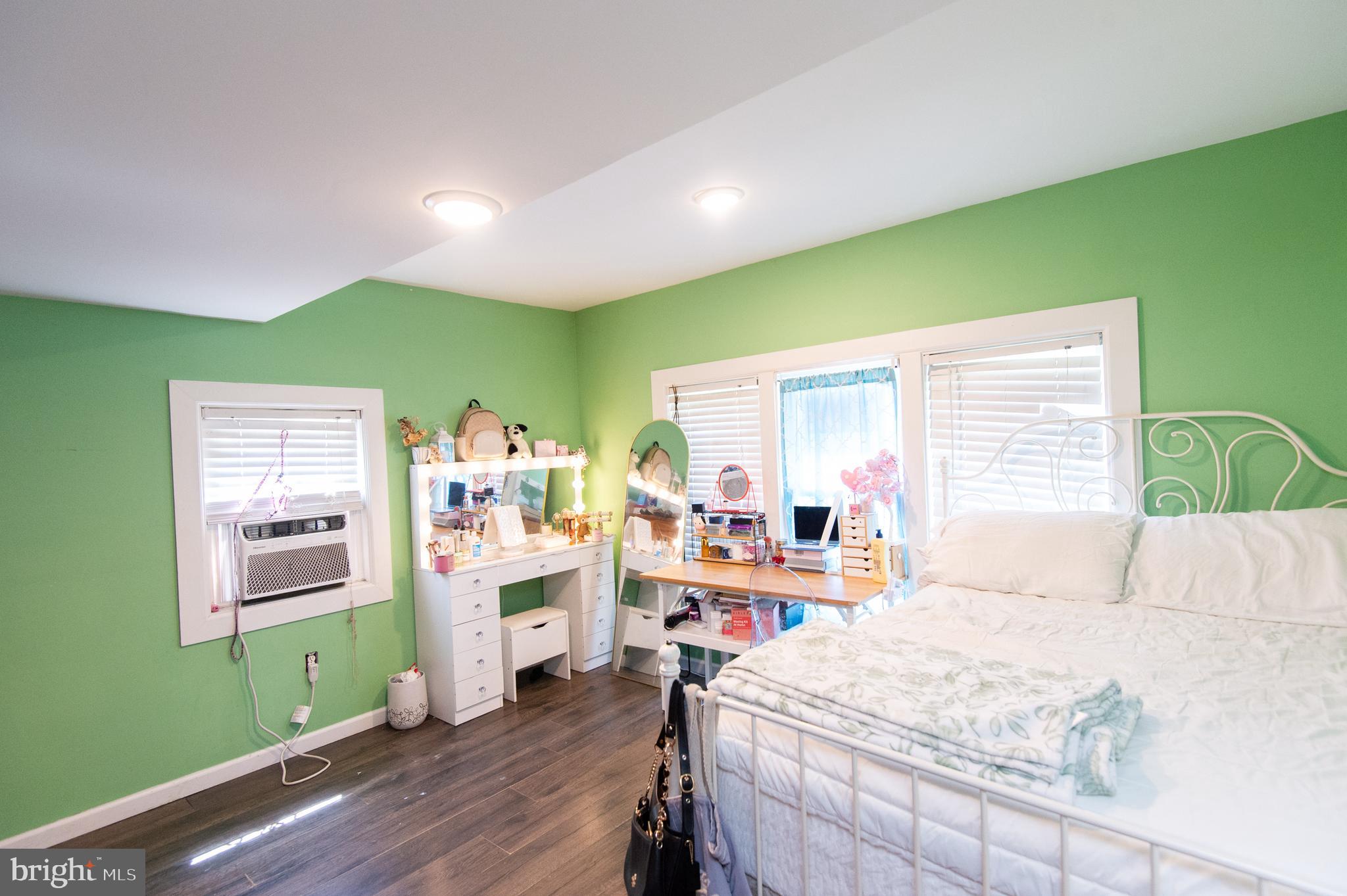 TALL PINES MHP - Residential
