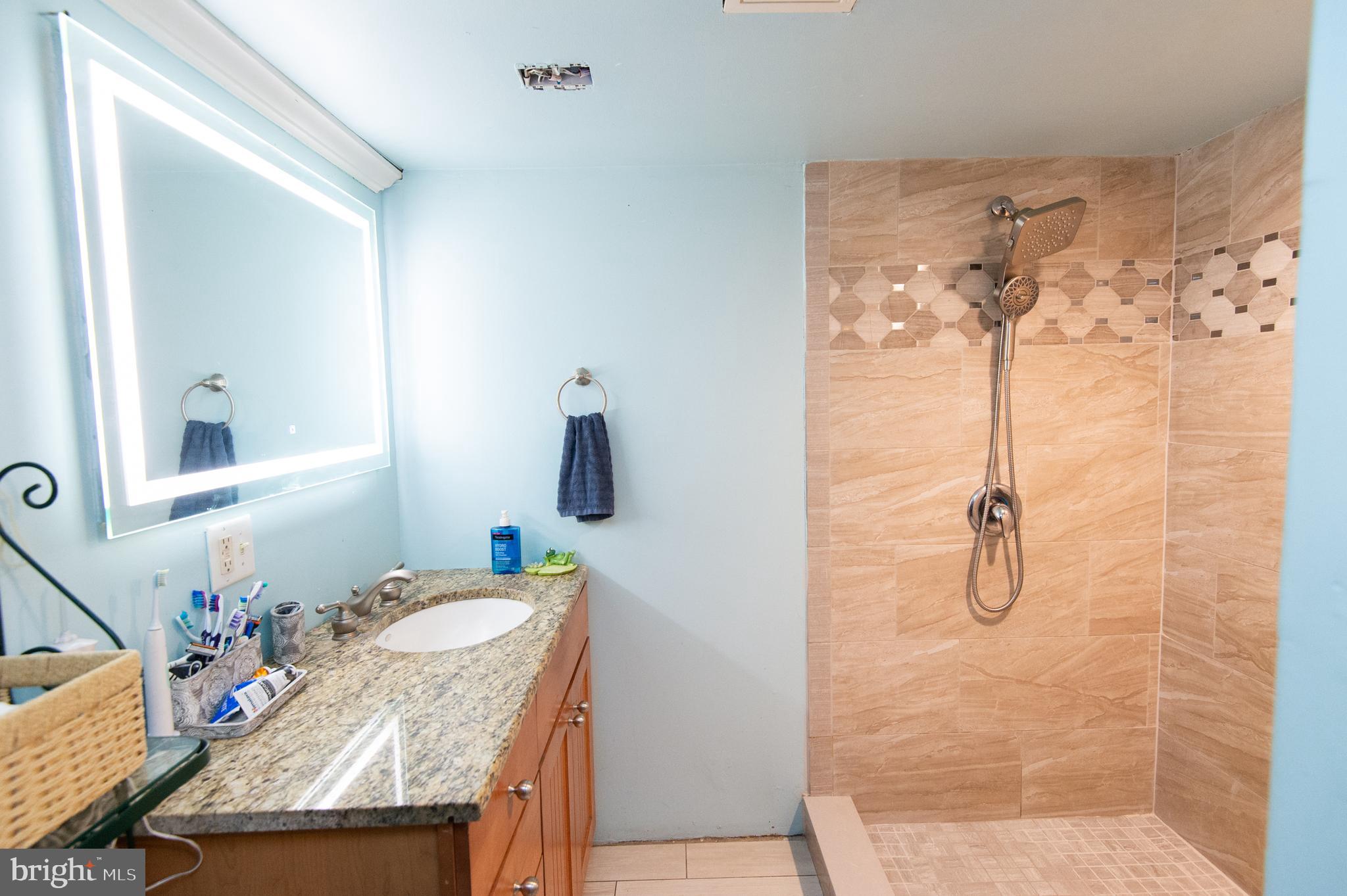 TALL PINES MHP - Residential
