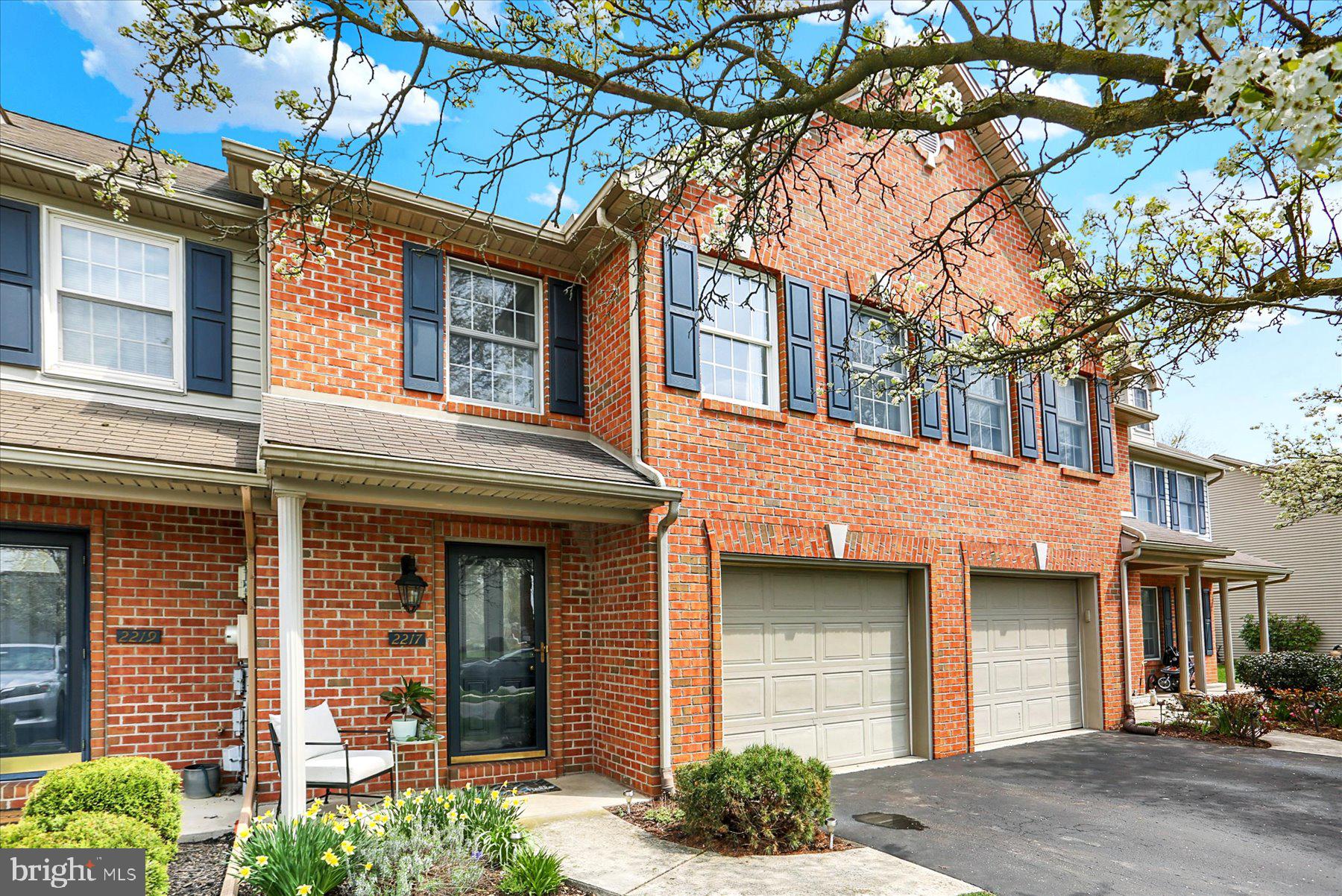 WHELAN CROSSING - Residential