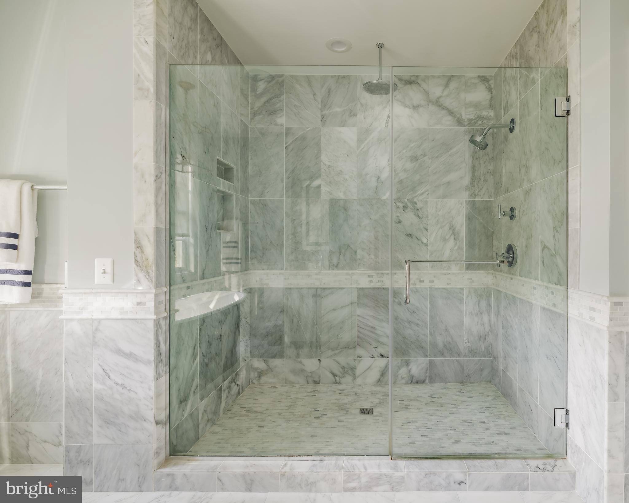 CLEVELAND PARK - Residential