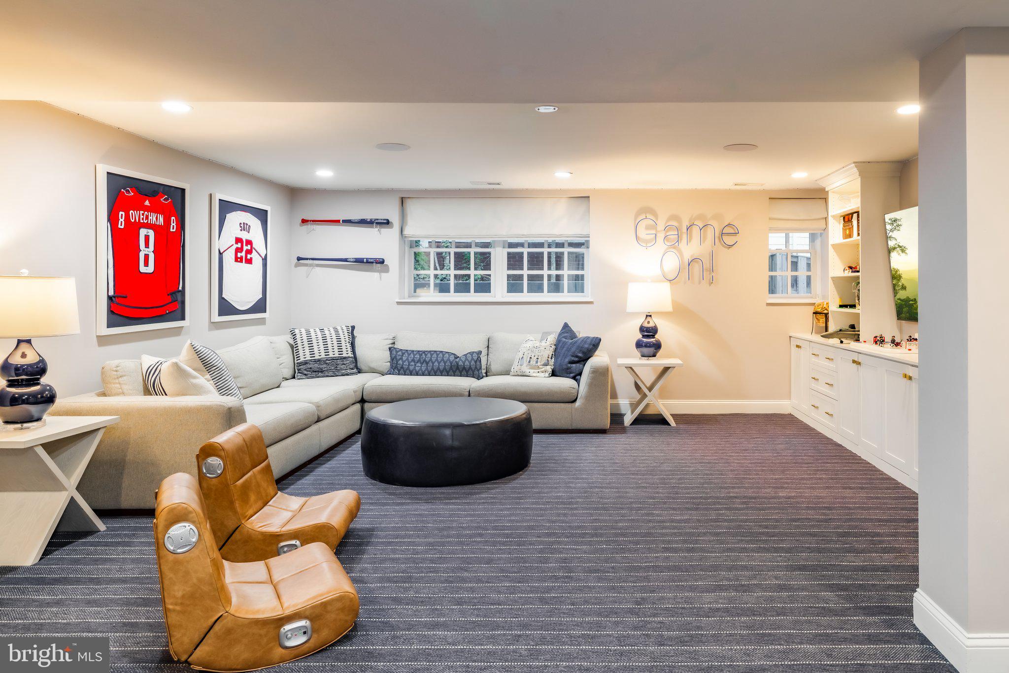 CLEVELAND PARK - Residential